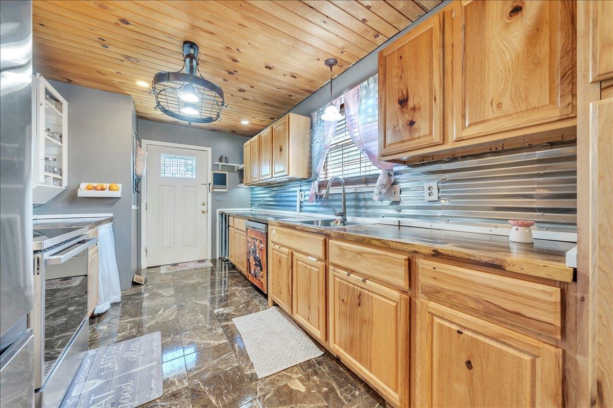 129 Fayette Street Pulaski VA 24301