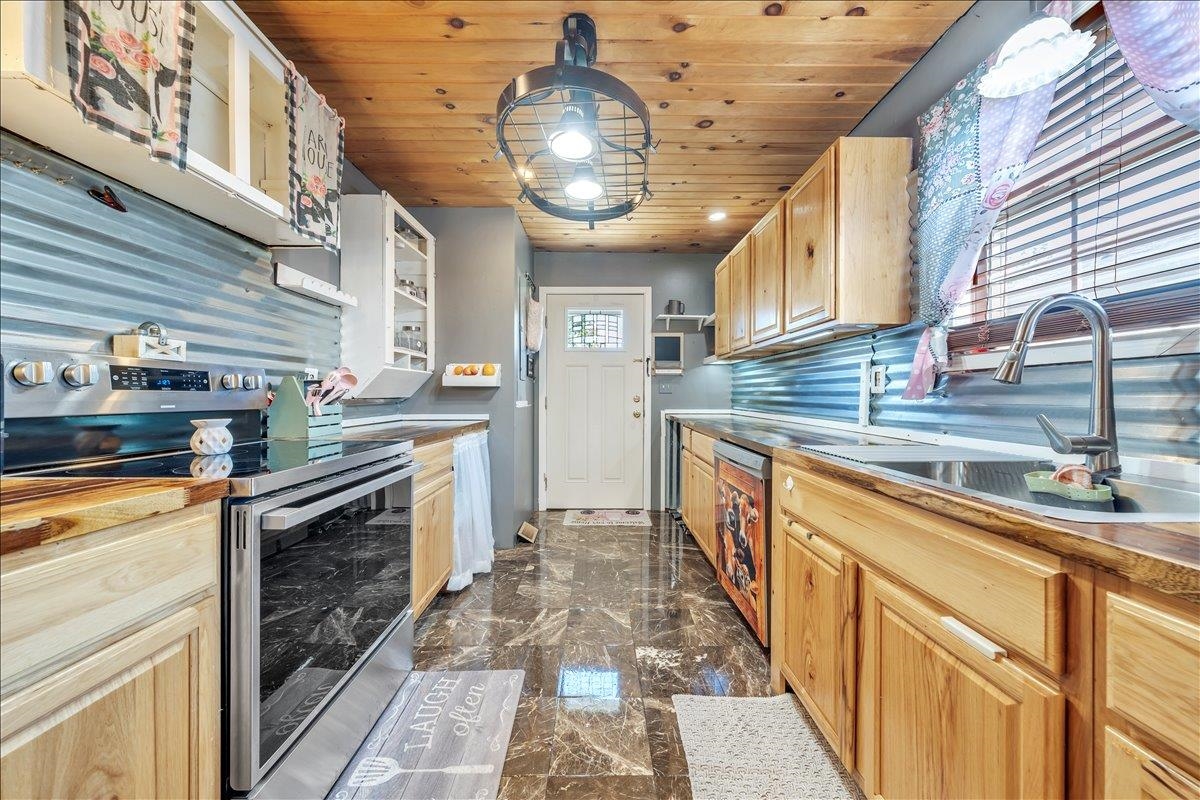 129 Fayette Street Pulaski VA 24301