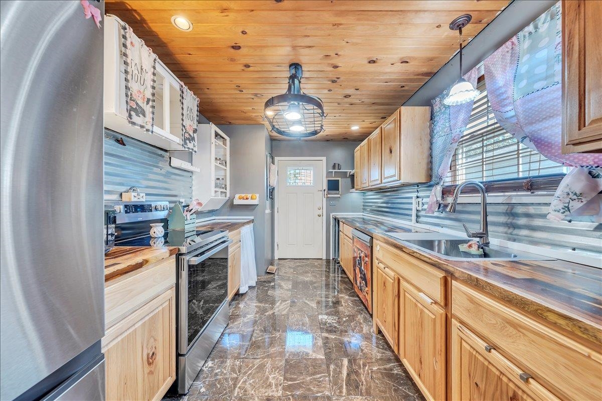 129 Fayette Street Pulaski VA 24301