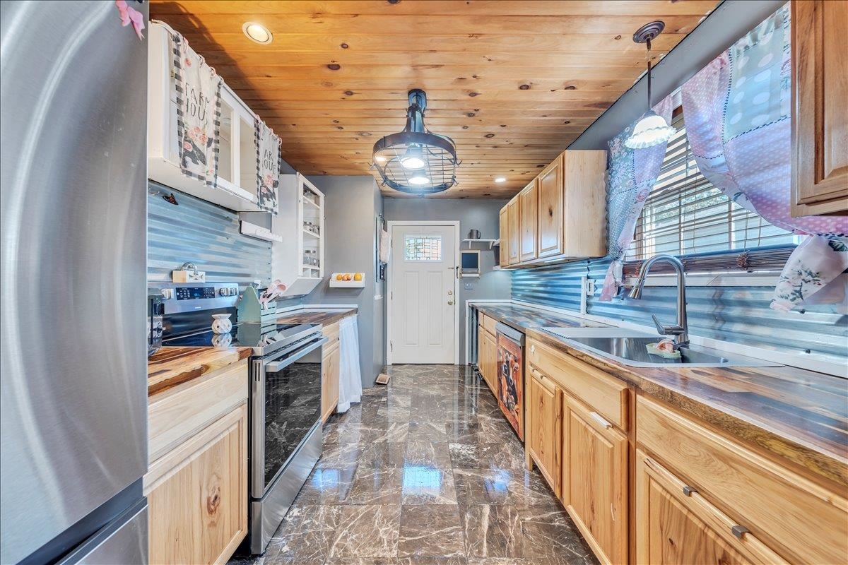 129 Fayette Street Pulaski VA 24301