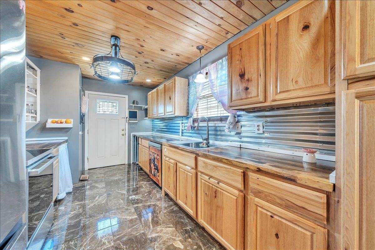 129 Fayette Street Pulaski VA 24301