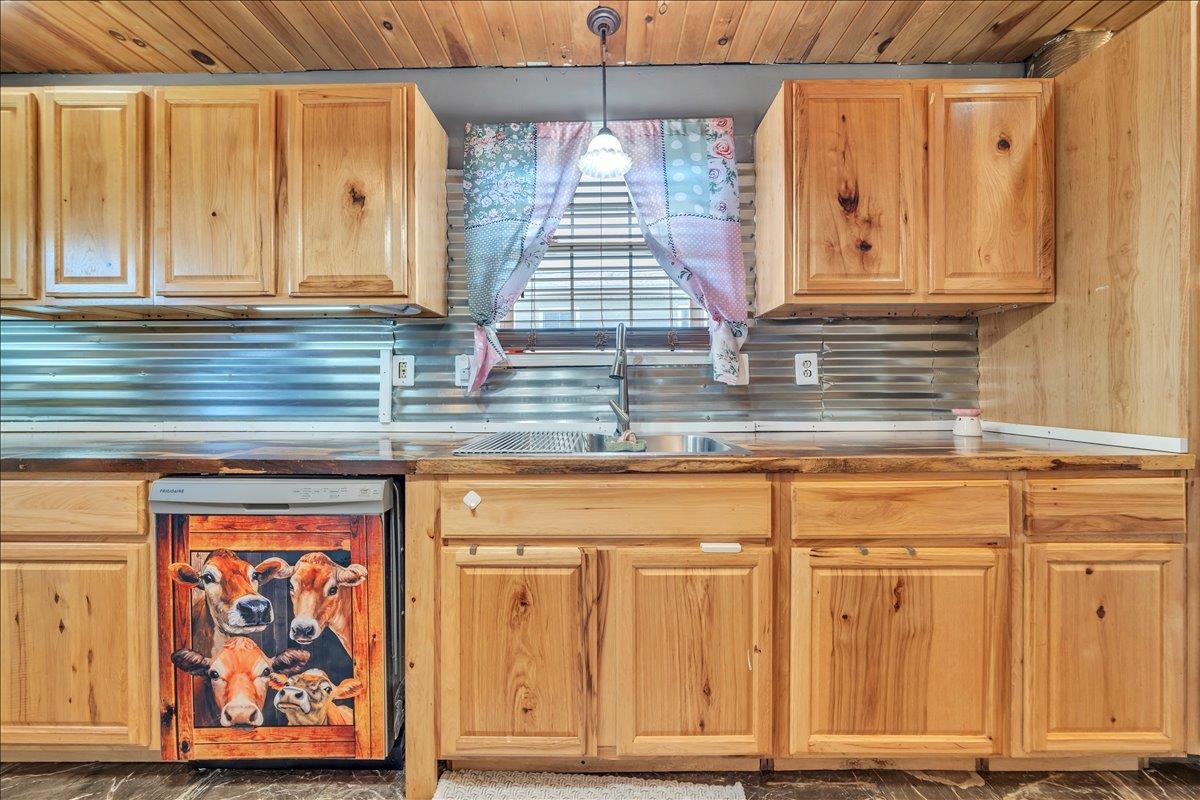 129 Fayette Street Pulaski VA 24301