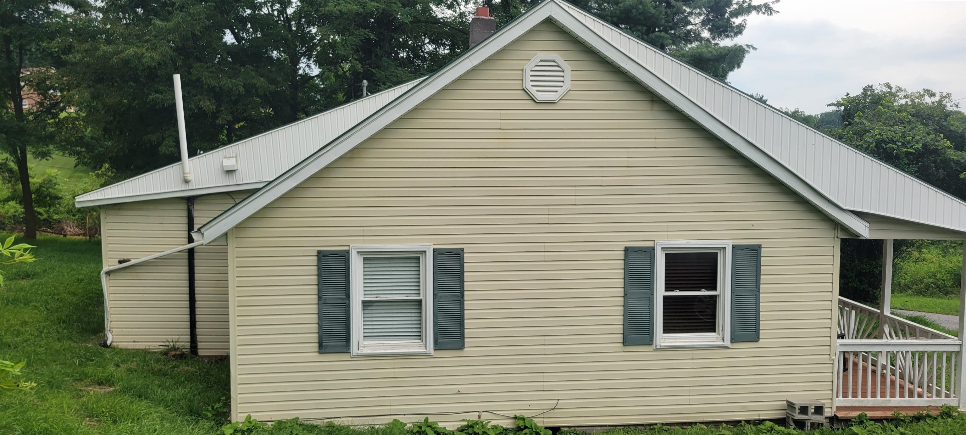 1040 Long Street Christiansburg VA 24073