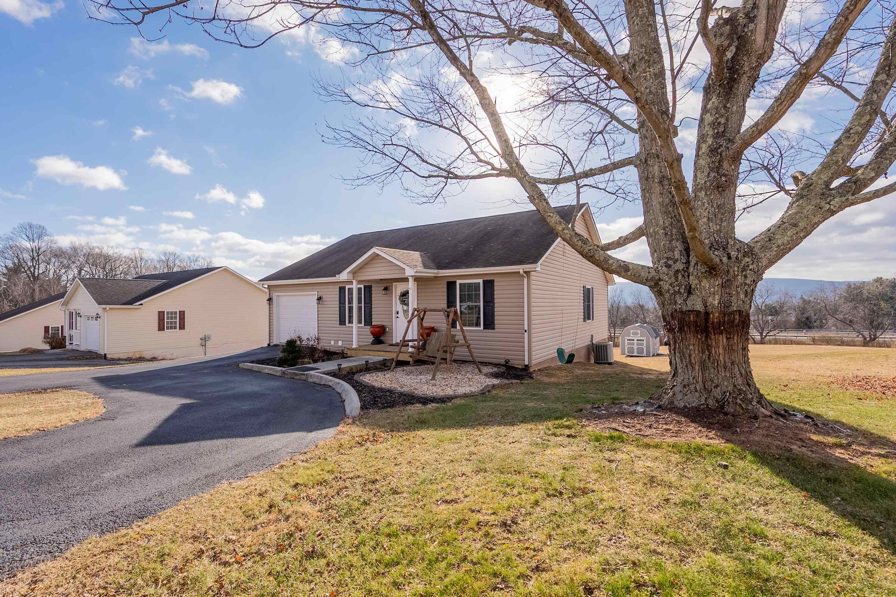 965 Holston Road Wytheville VA 24382