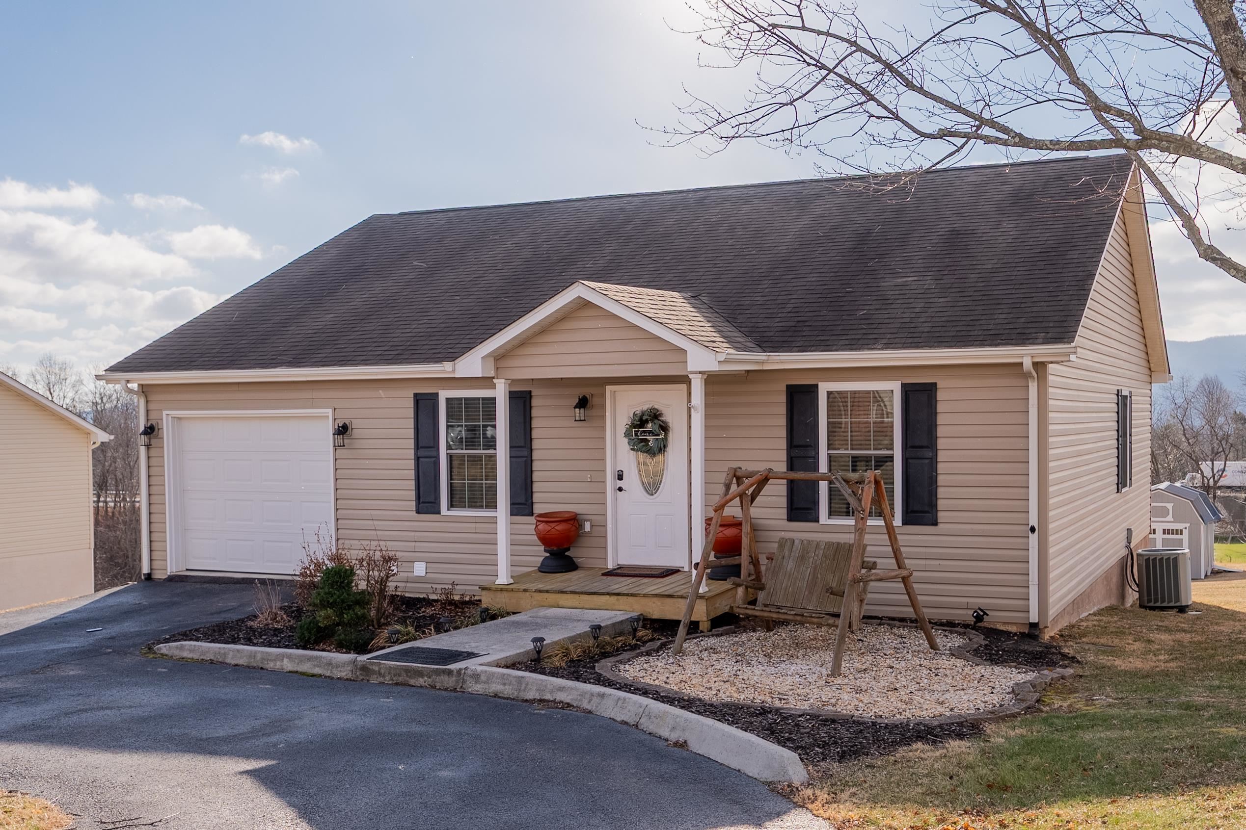 965 Holston Road Wytheville VA 24382