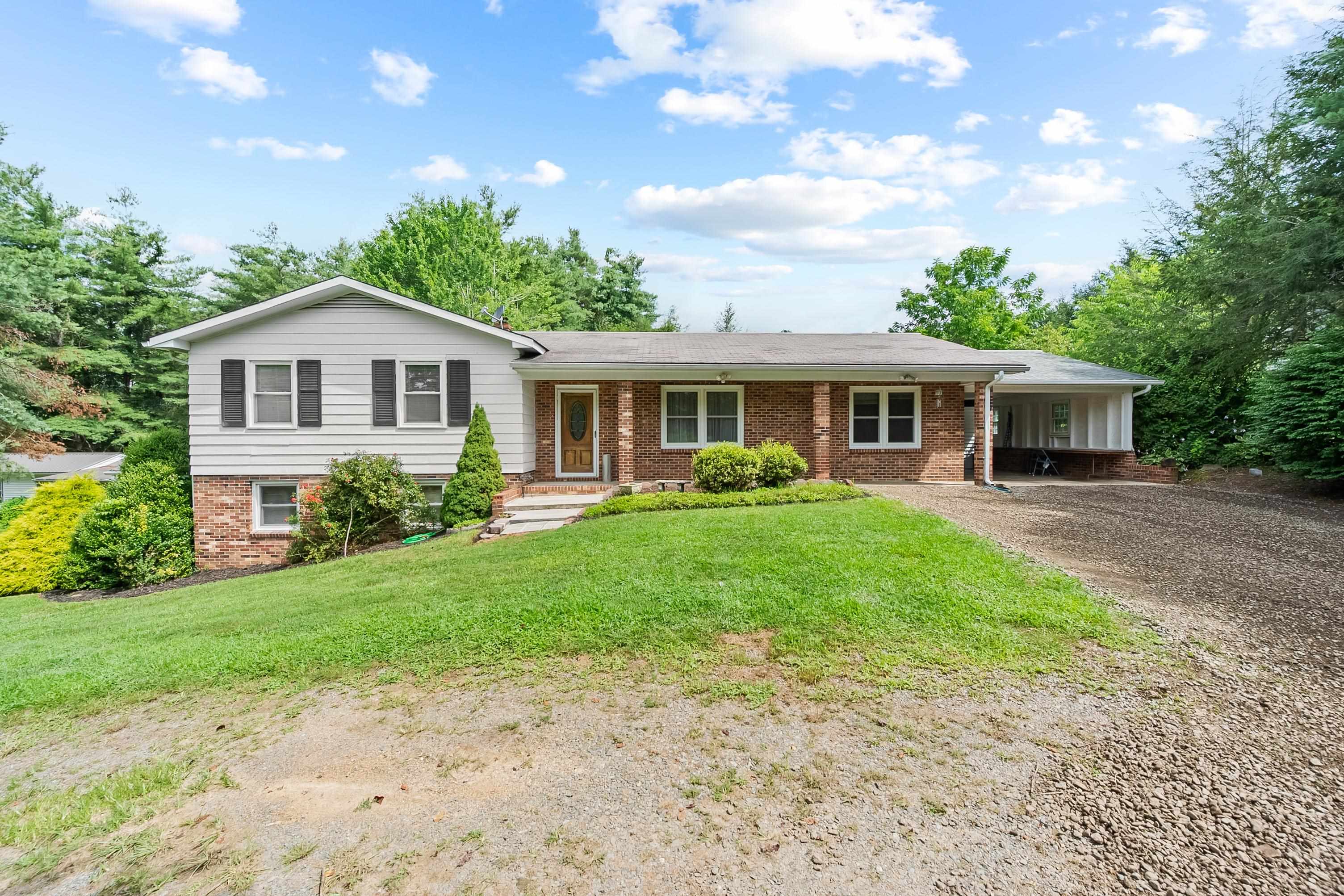 103 Grand Oaks Lane Independence VA 24348