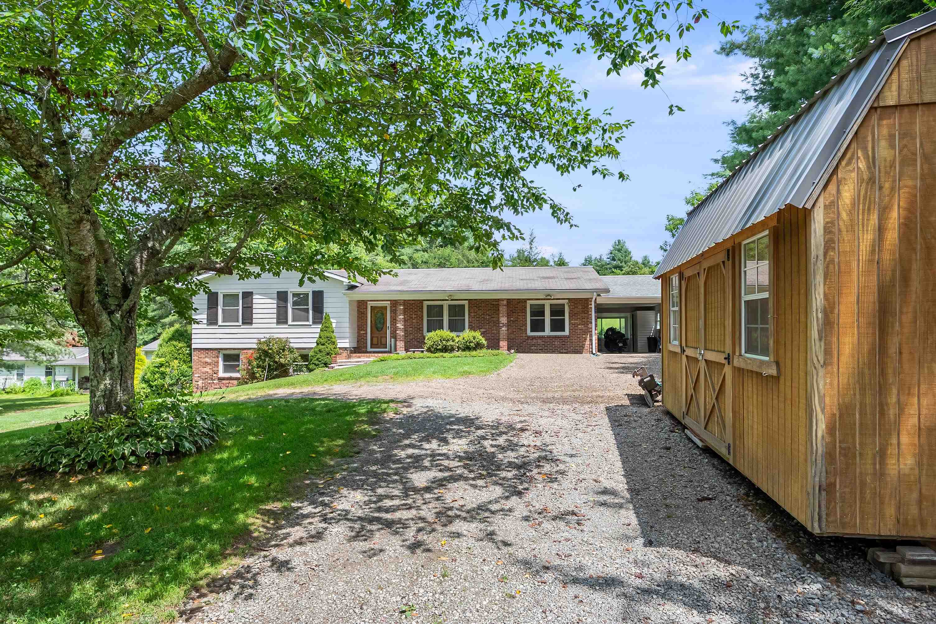 103 Grand Oaks Lane Independence VA 24348