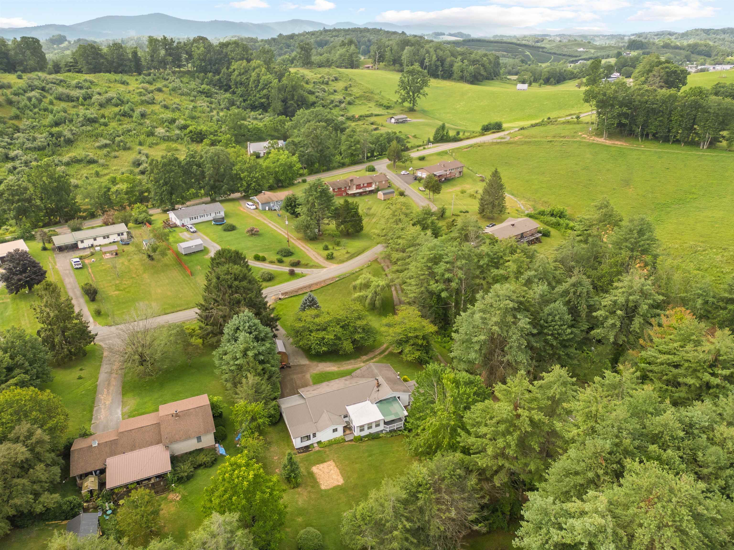 103 Grand Oaks Lane Independence VA 24348