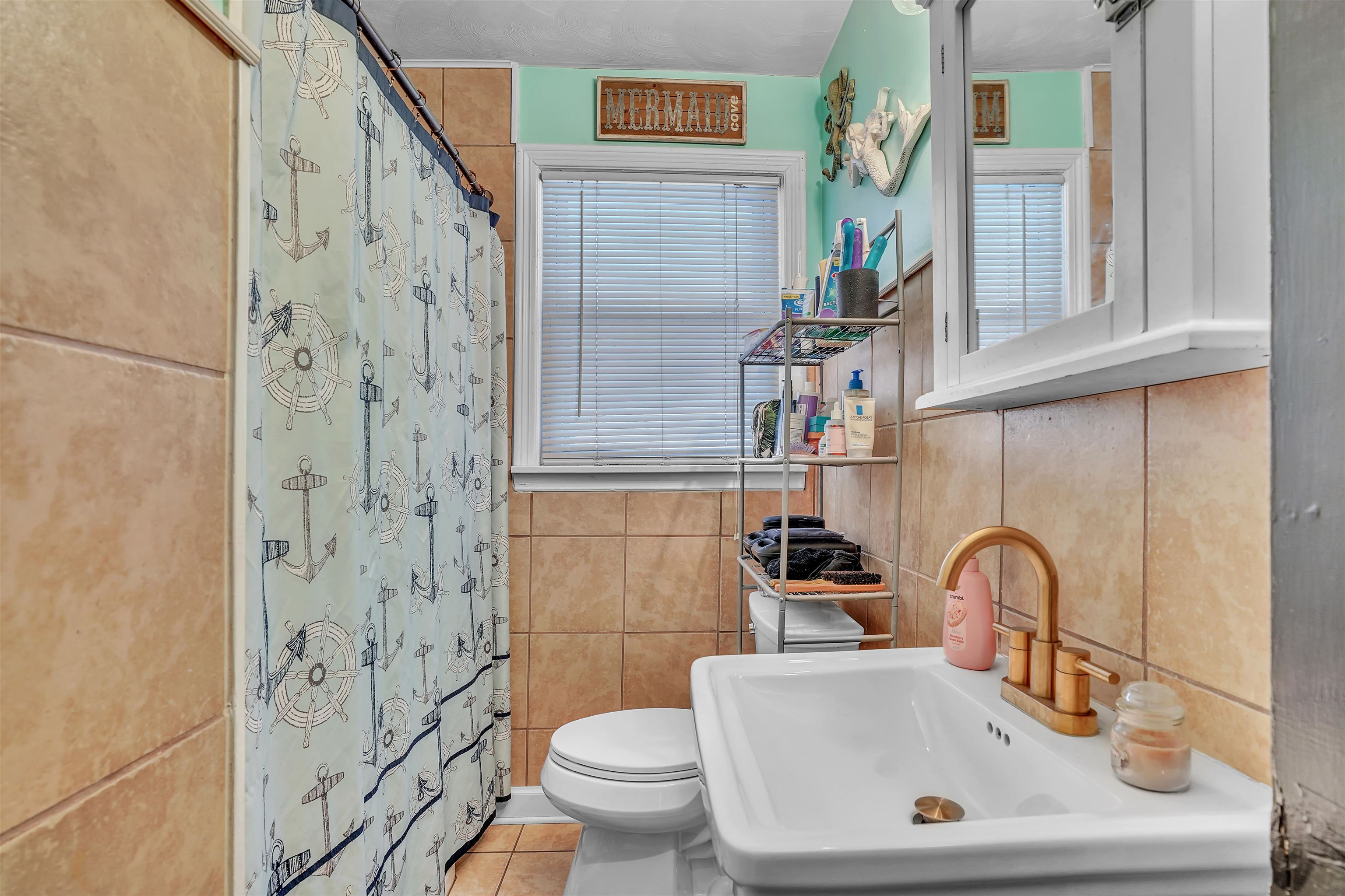 408 Hopkins Street Narrows VA 24124