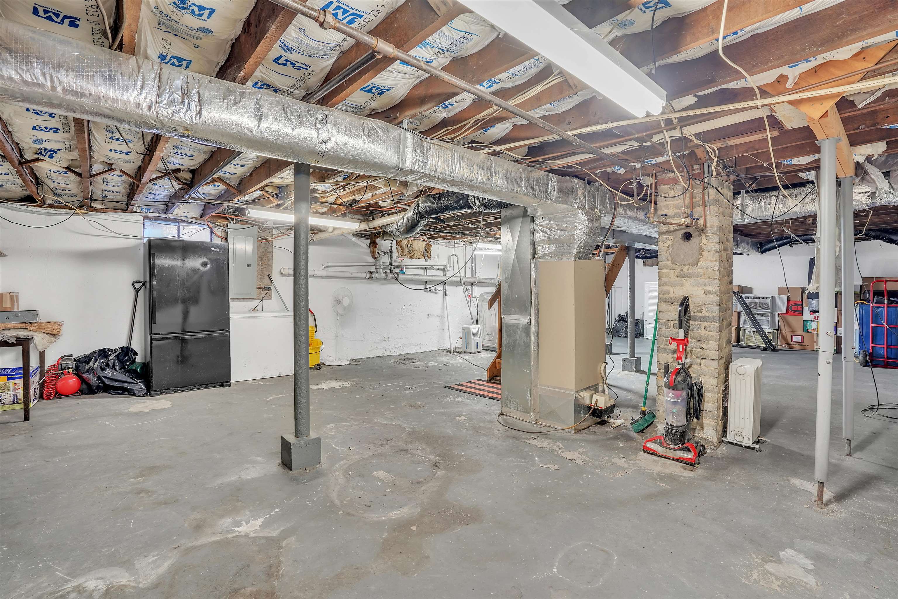 408 Hopkins Street Narrows VA 24124