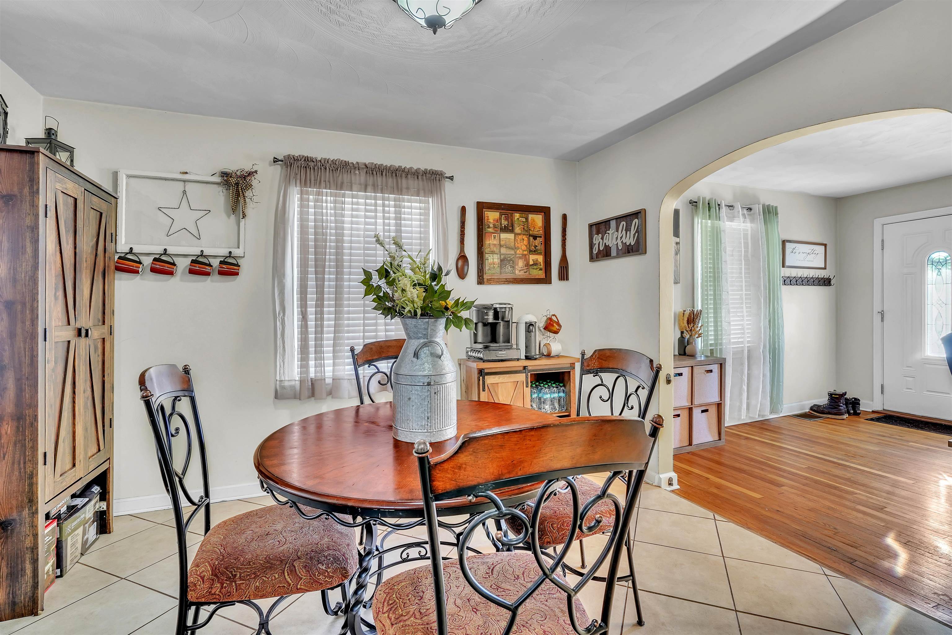 408 Hopkins Street Narrows VA 24124