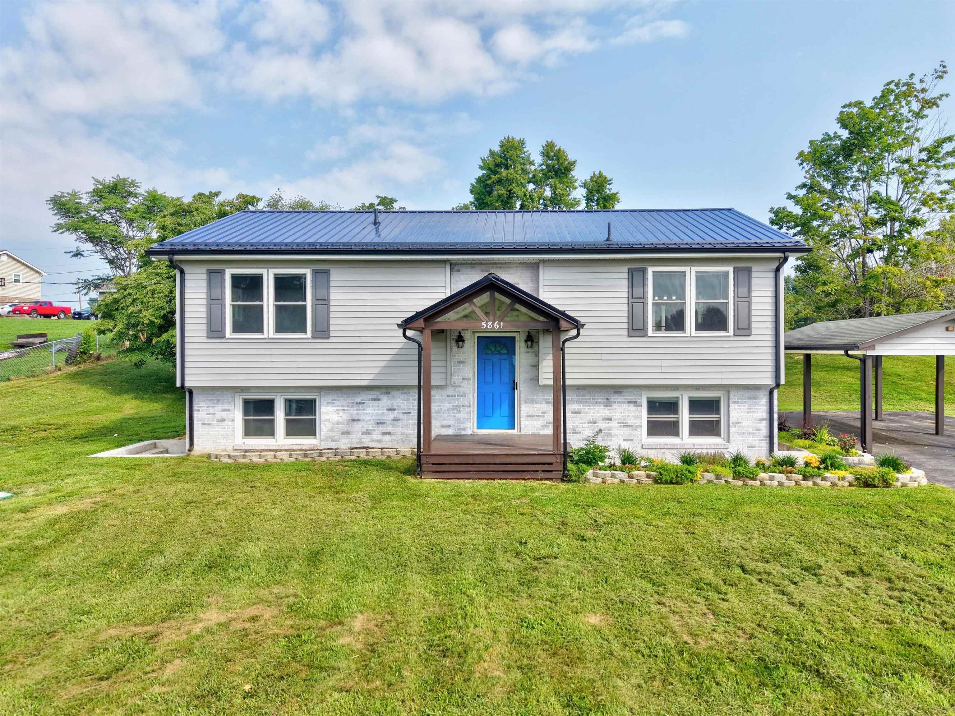 5861 Douglas Street Dublin VA 24084