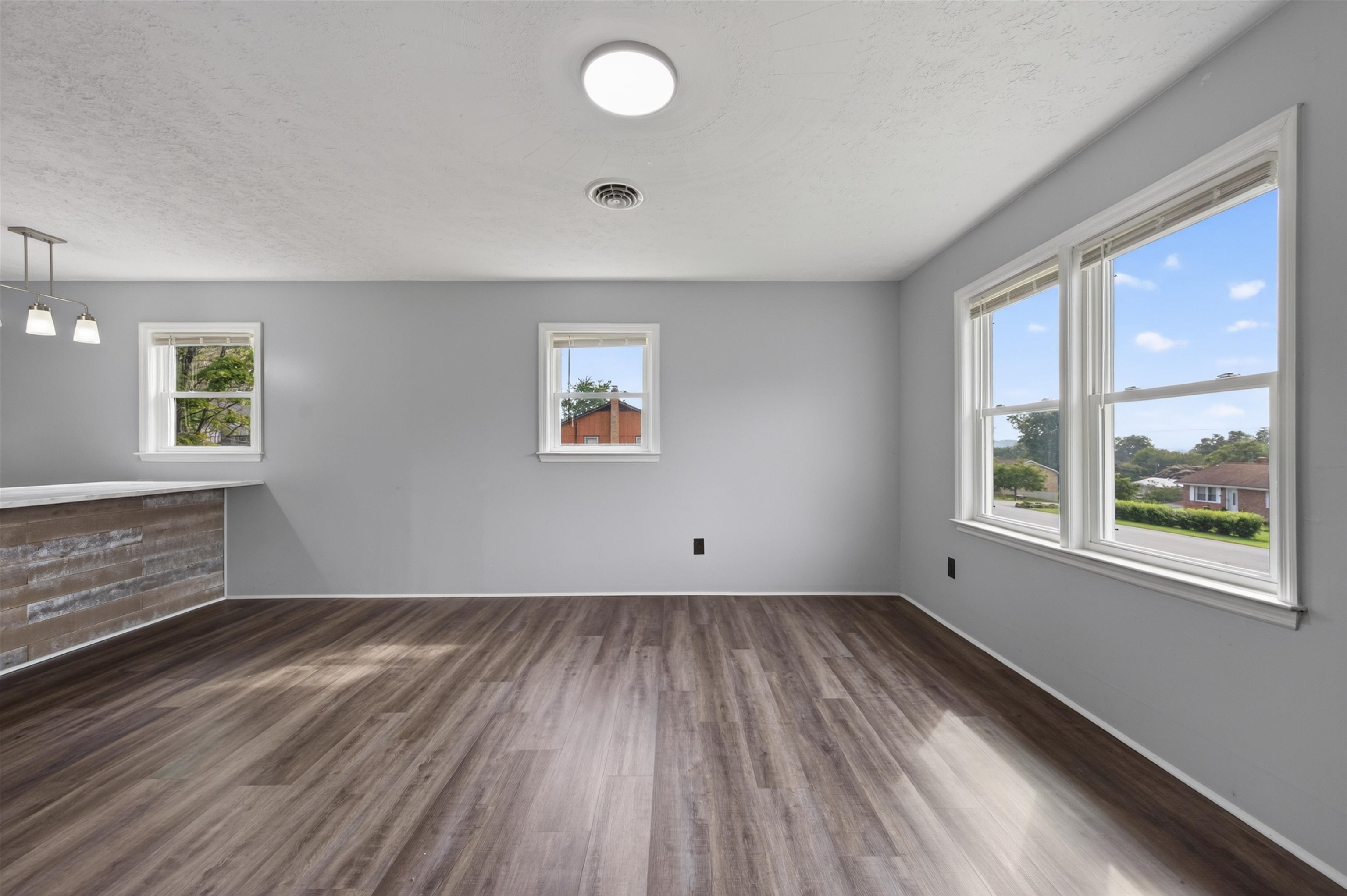 5861 Douglas Street Dublin VA 24084