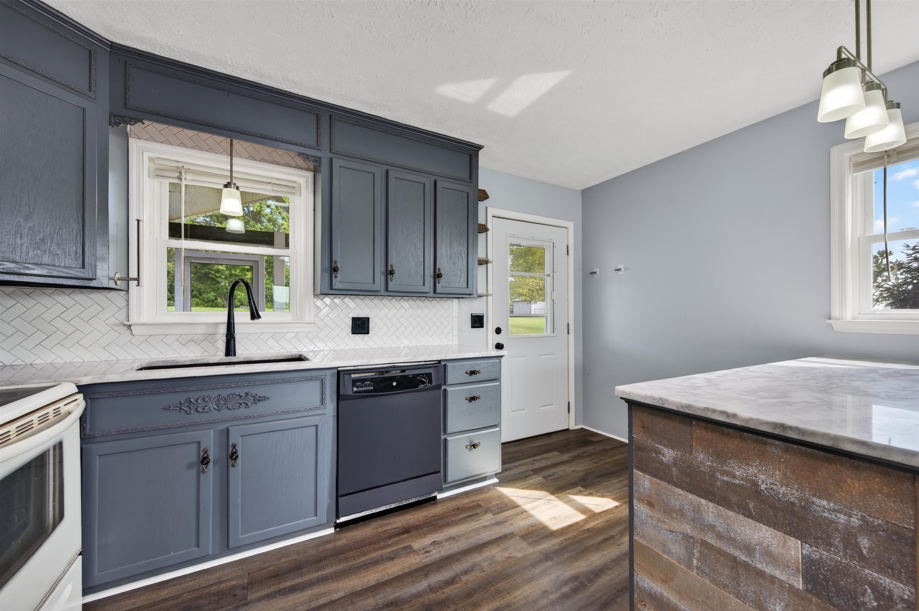 5861 Douglas Street Dublin VA 24084