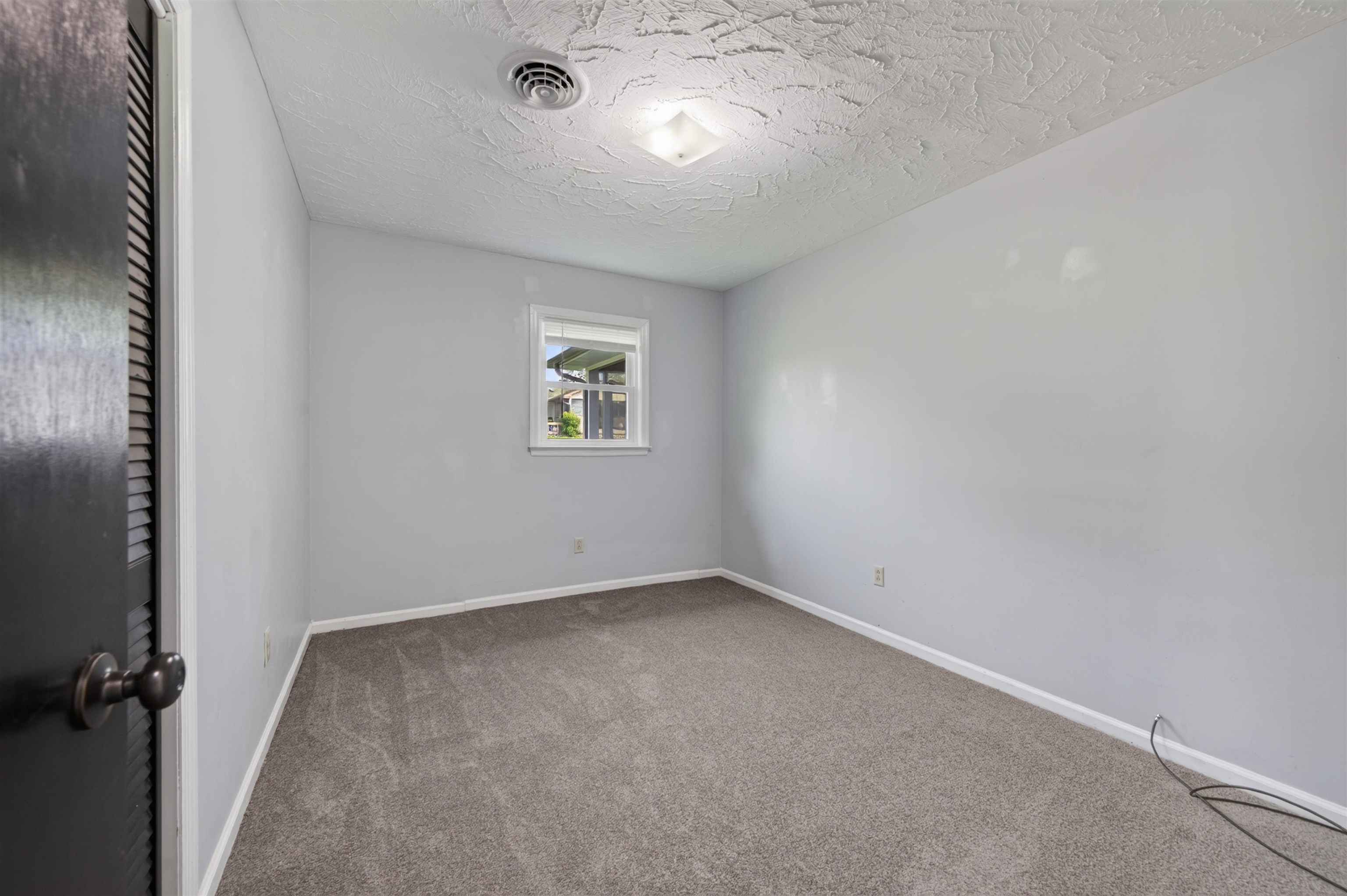 5861 Douglas Street Dublin VA 24084