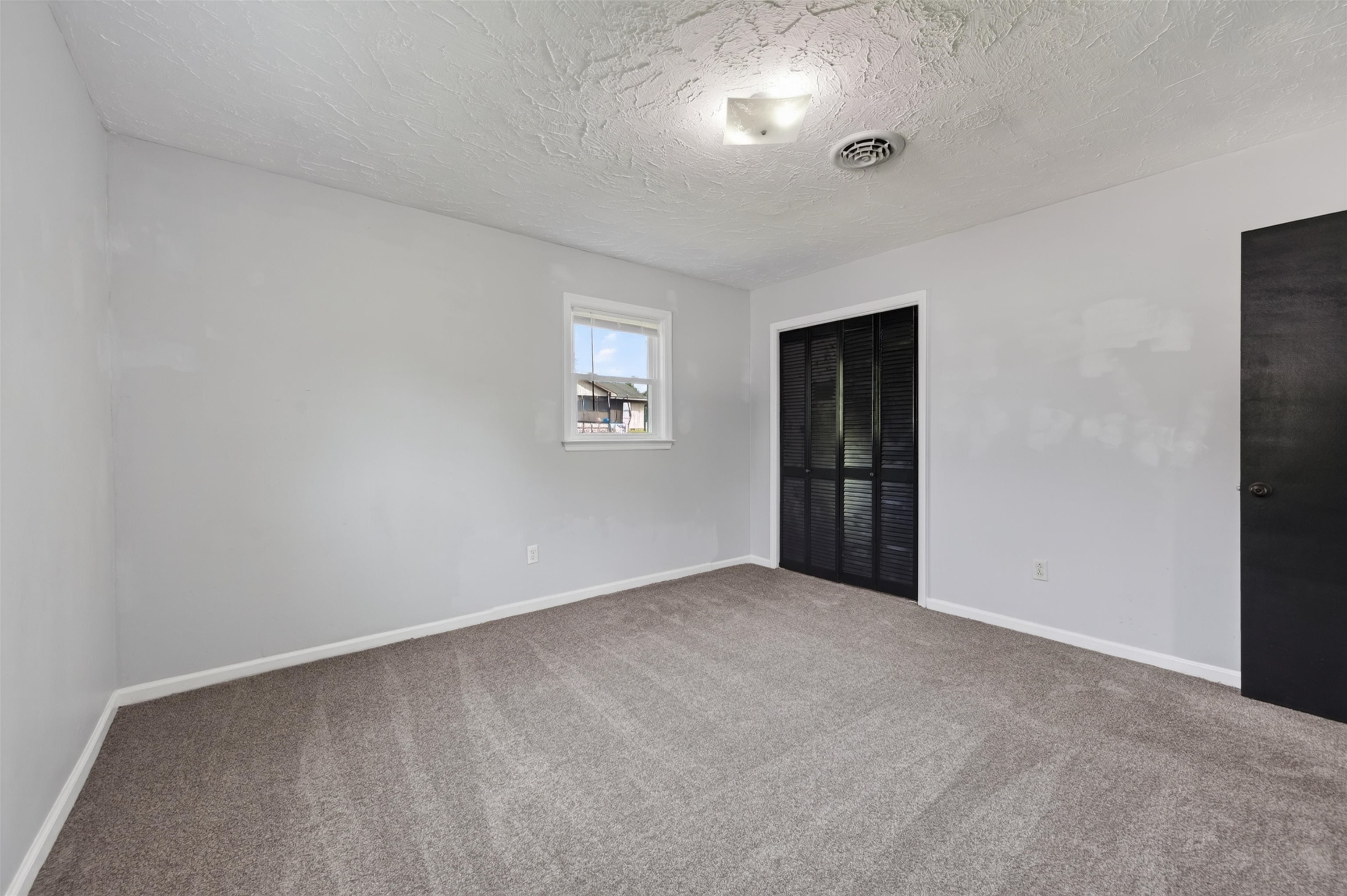 5861 Douglas Street Dublin VA 24084