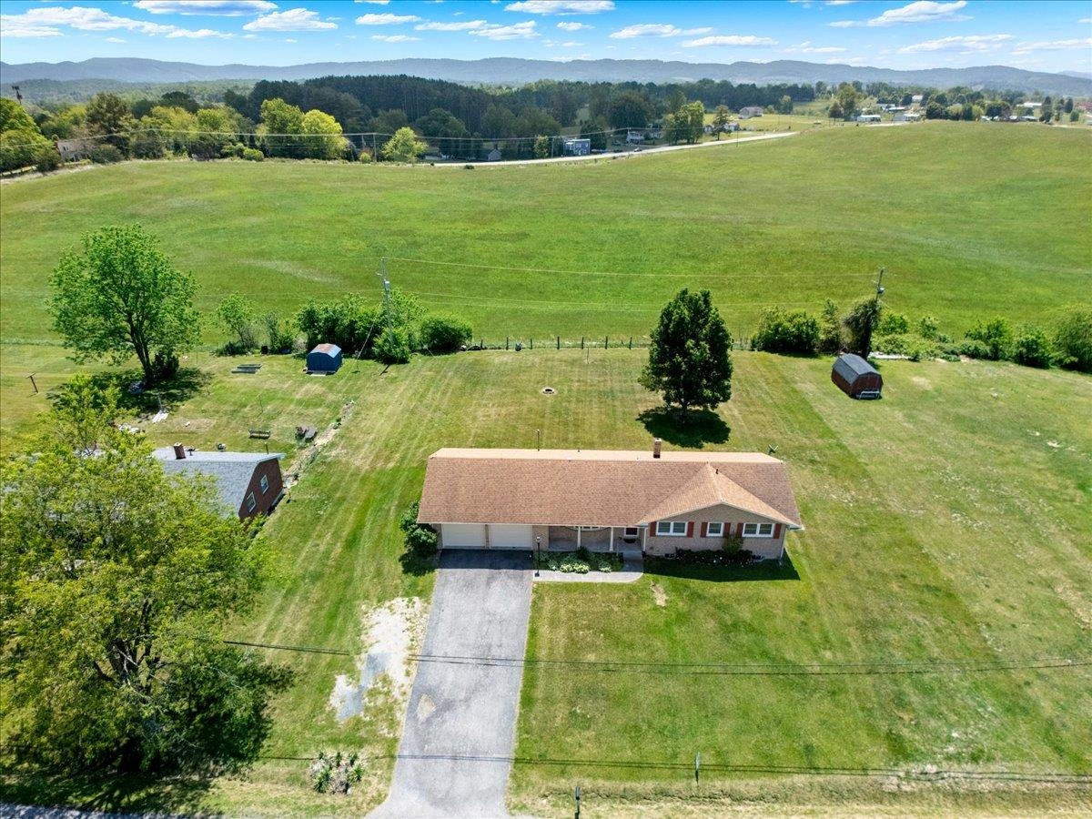 2105 Childress Road Christiansburg VA 24073