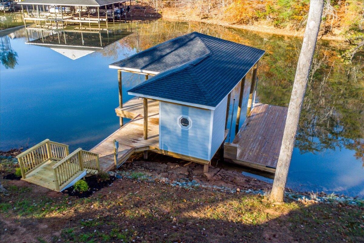 172 Lakewatch Circle Moneta VA 24121
