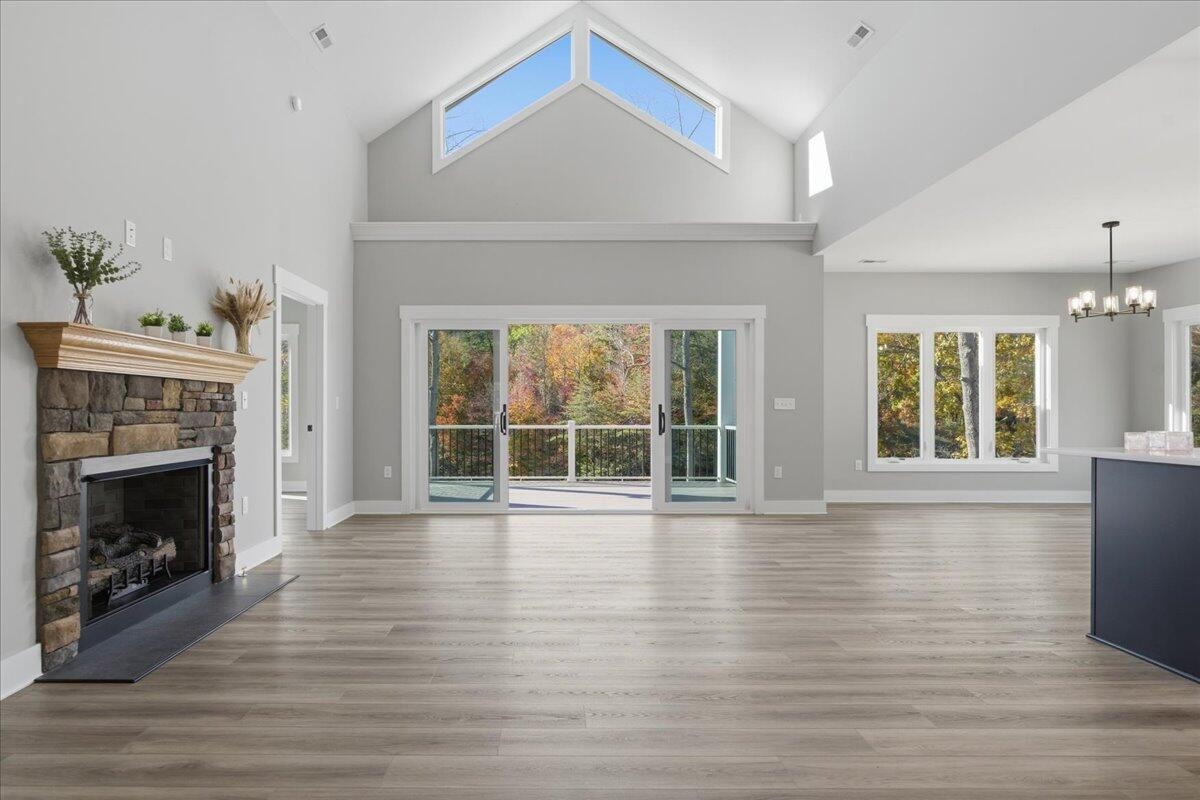 172 Lakewatch Circle Moneta VA 24121