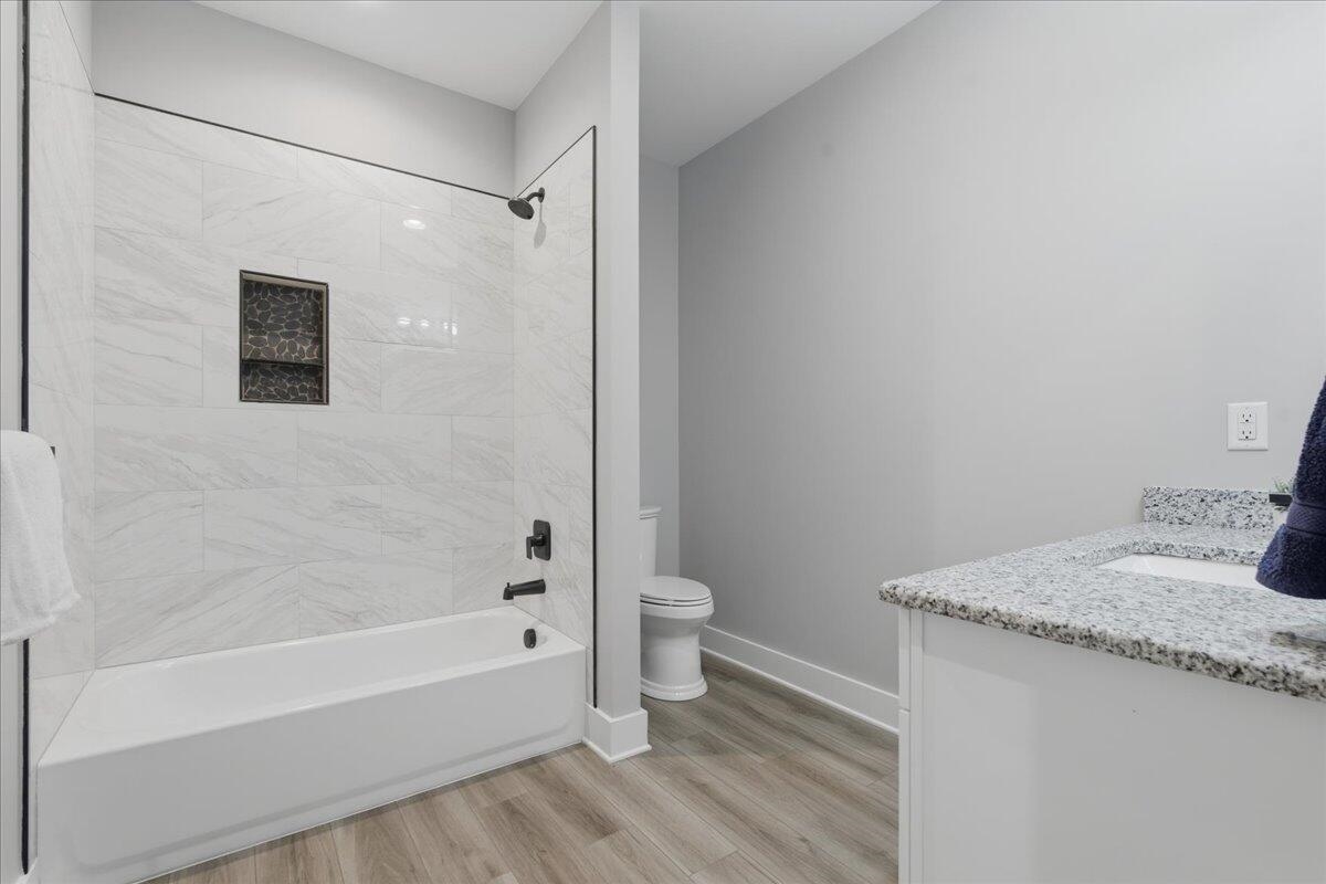 172 Lakewatch Circle Moneta VA 24121