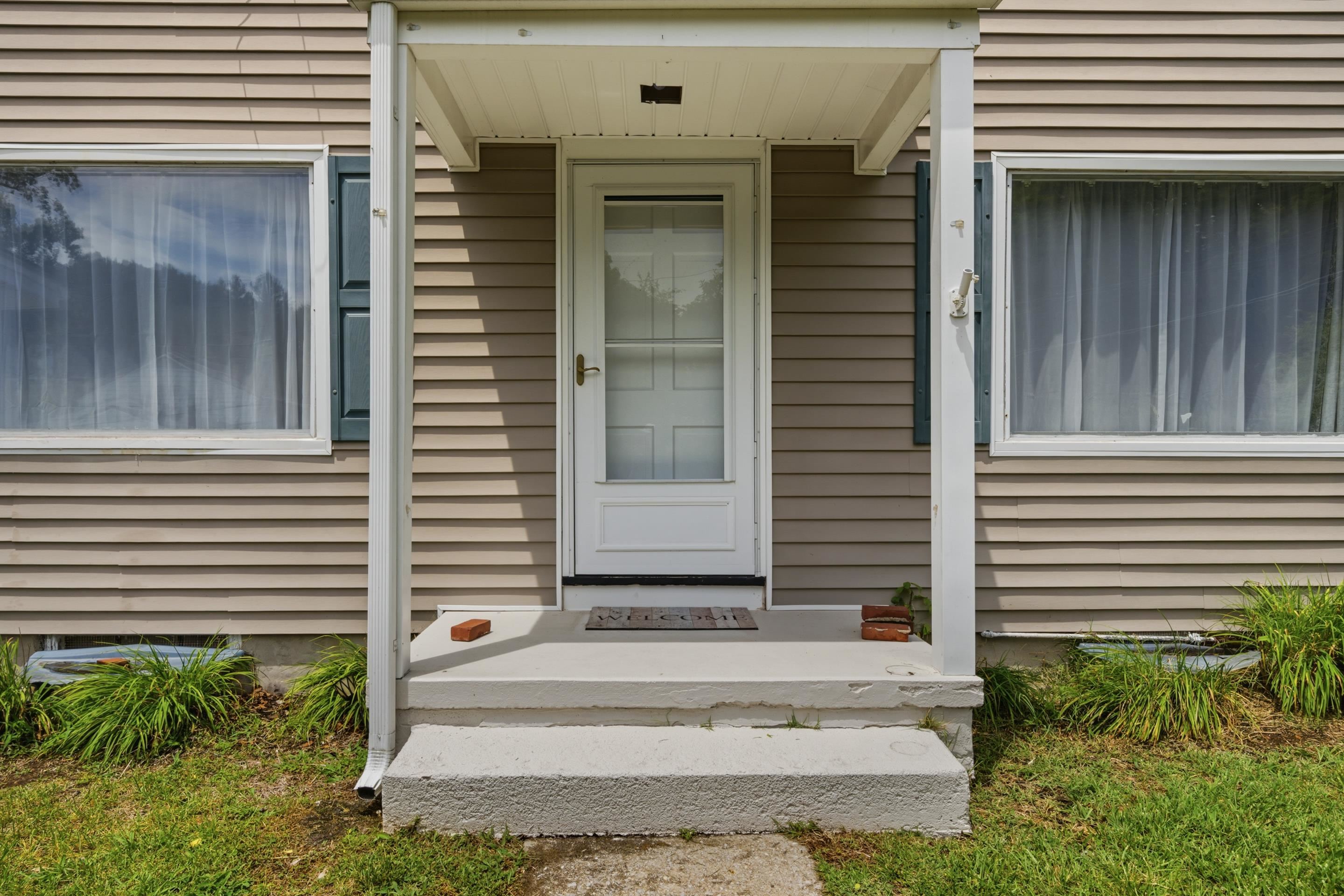 714 High Street Pearisburg VA 24134