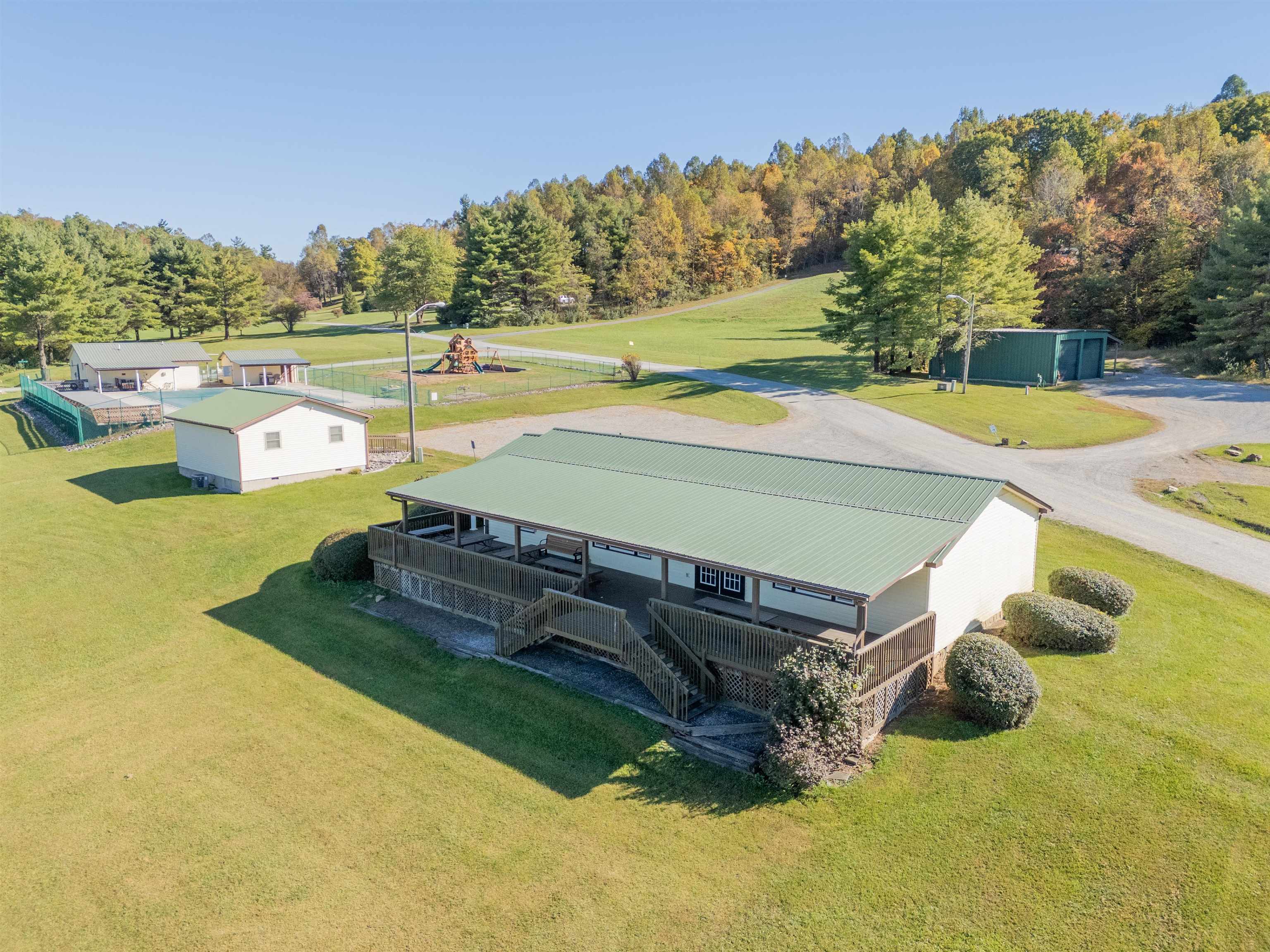 222 Greenwood Lane SE Copper Hill VA 24079