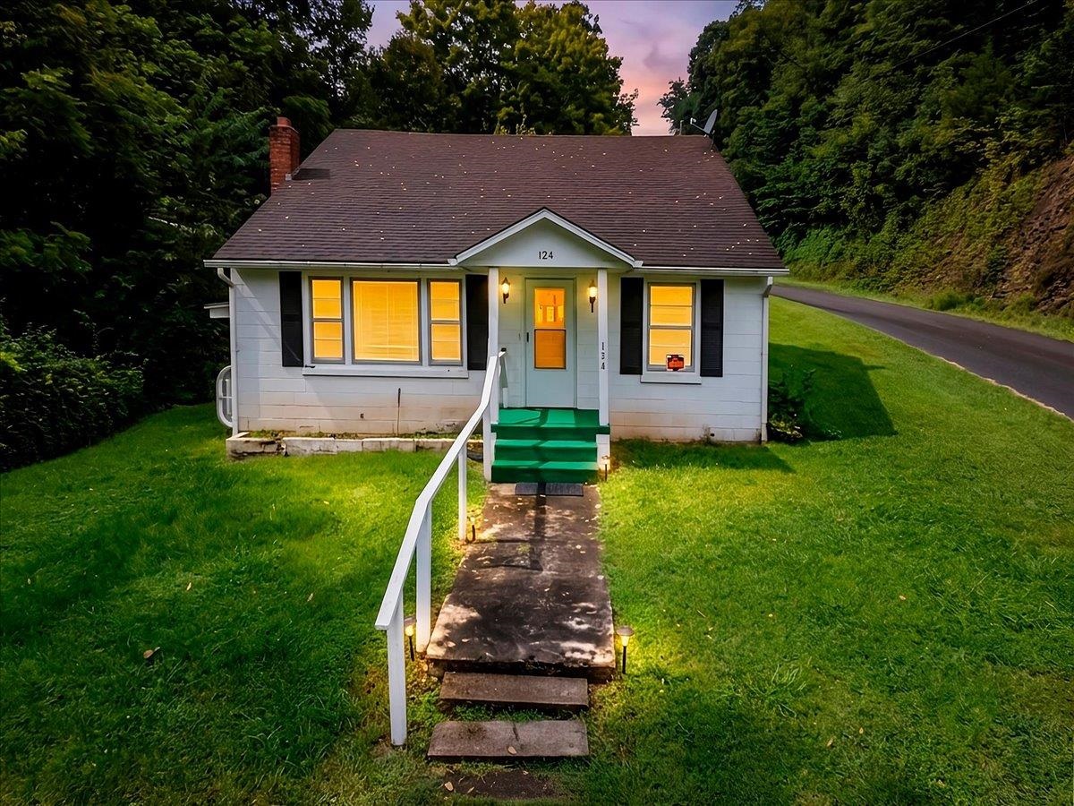 124 Big Branch Hollow Road Pembroke VA 24136
