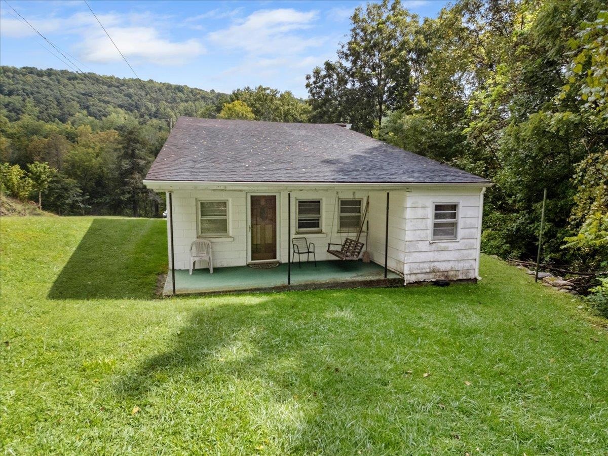 124 Big Branch Hollow Road Pembroke VA 24136