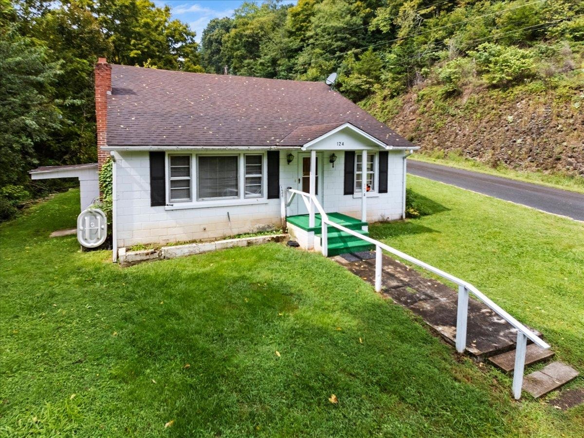 124 Big Branch Hollow Road Pembroke VA 24136