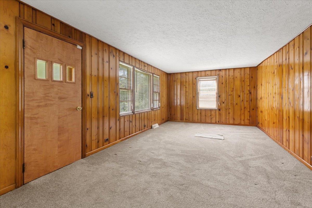 124 Big Branch Hollow Road Pembroke VA 24136