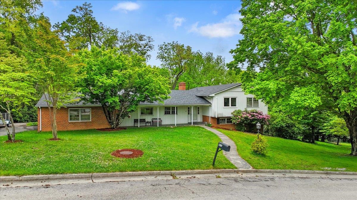 611 Landsdowne Drive Blacksburg VA 24060