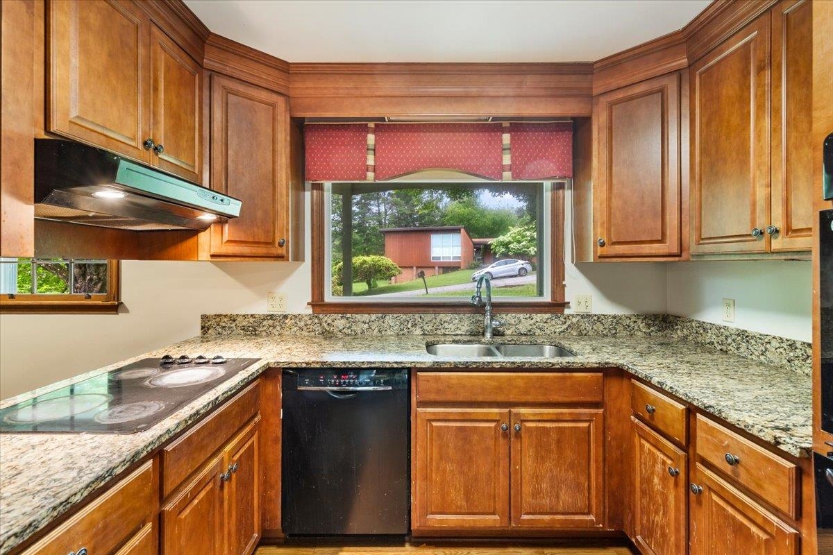 611 Landsdowne Drive Blacksburg VA 24060
