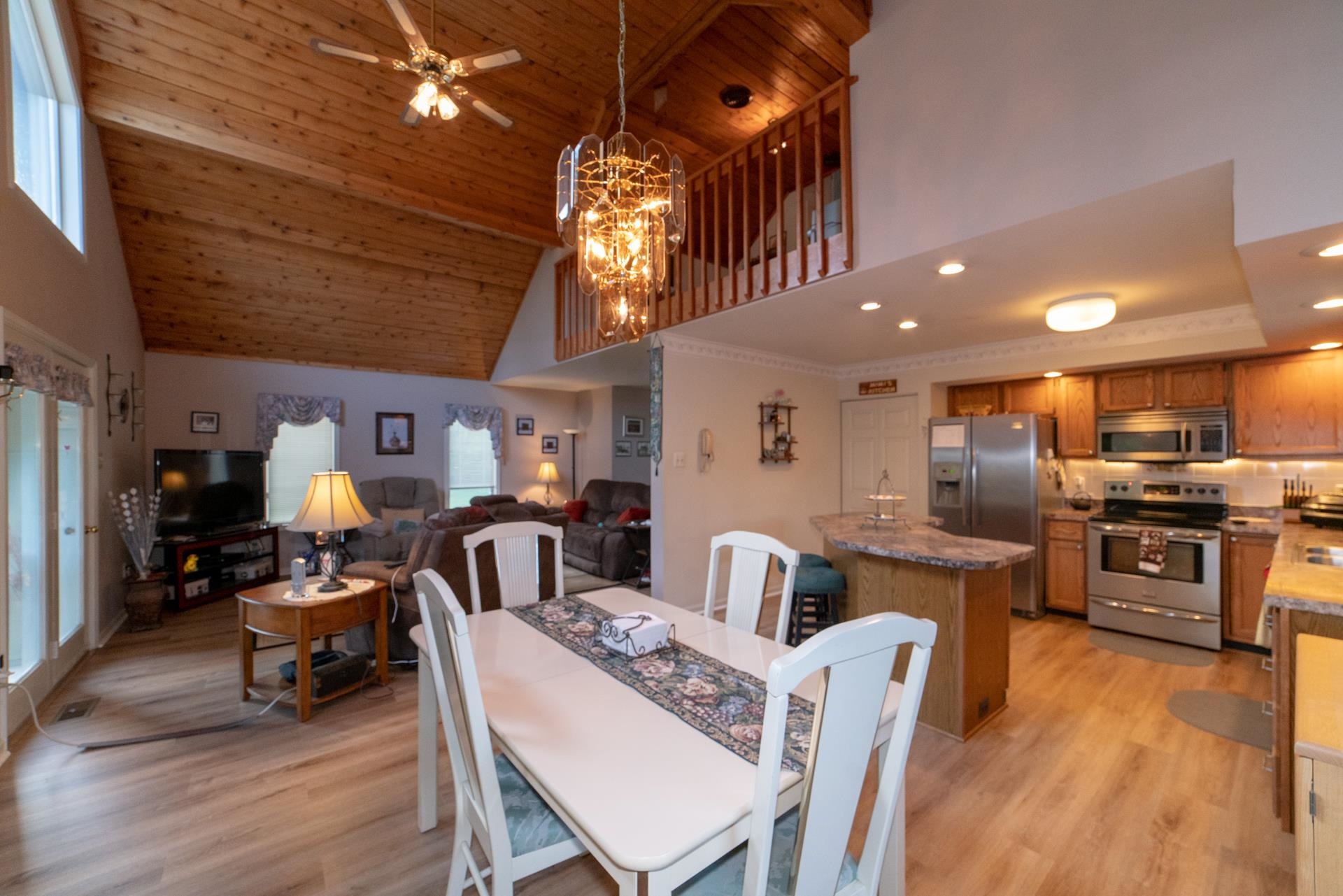 8796 Roanoke Road Elliston VA 24087