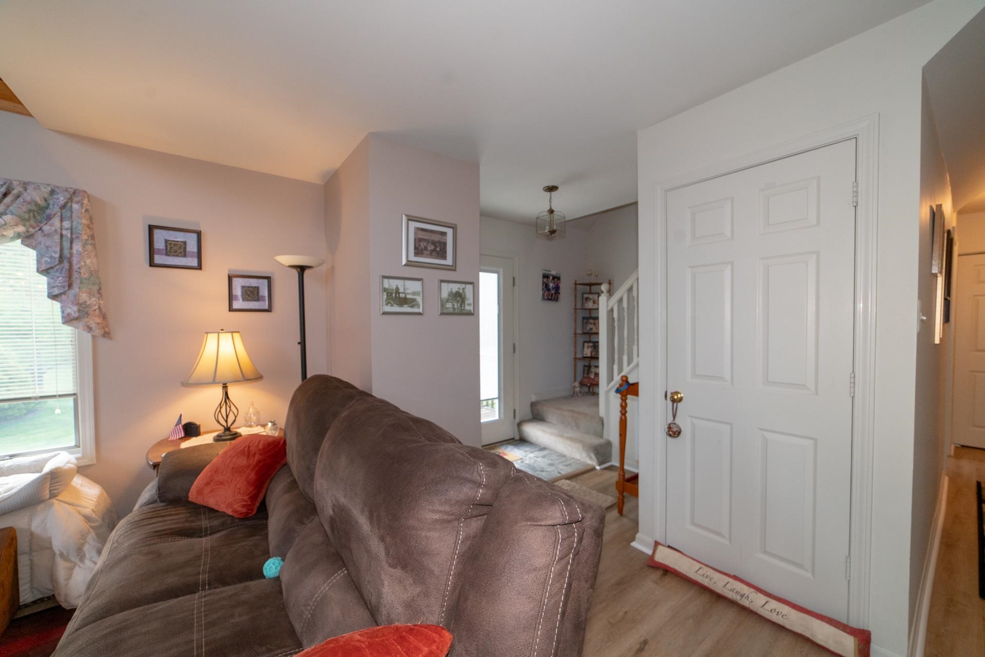 8796 Roanoke Road Elliston VA 24087