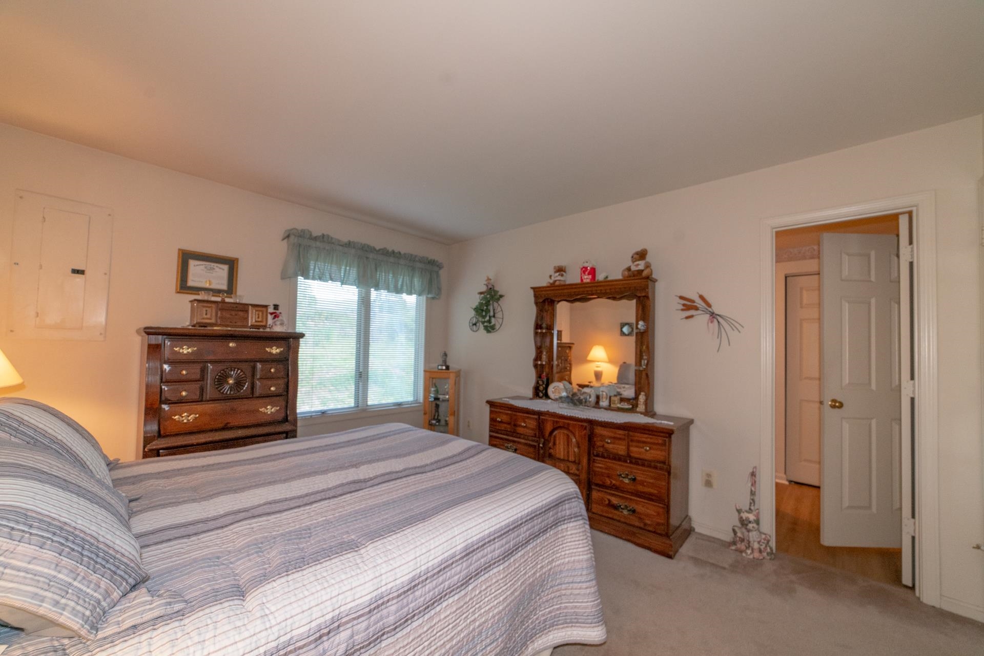 8796 Roanoke Road Elliston VA 24087
