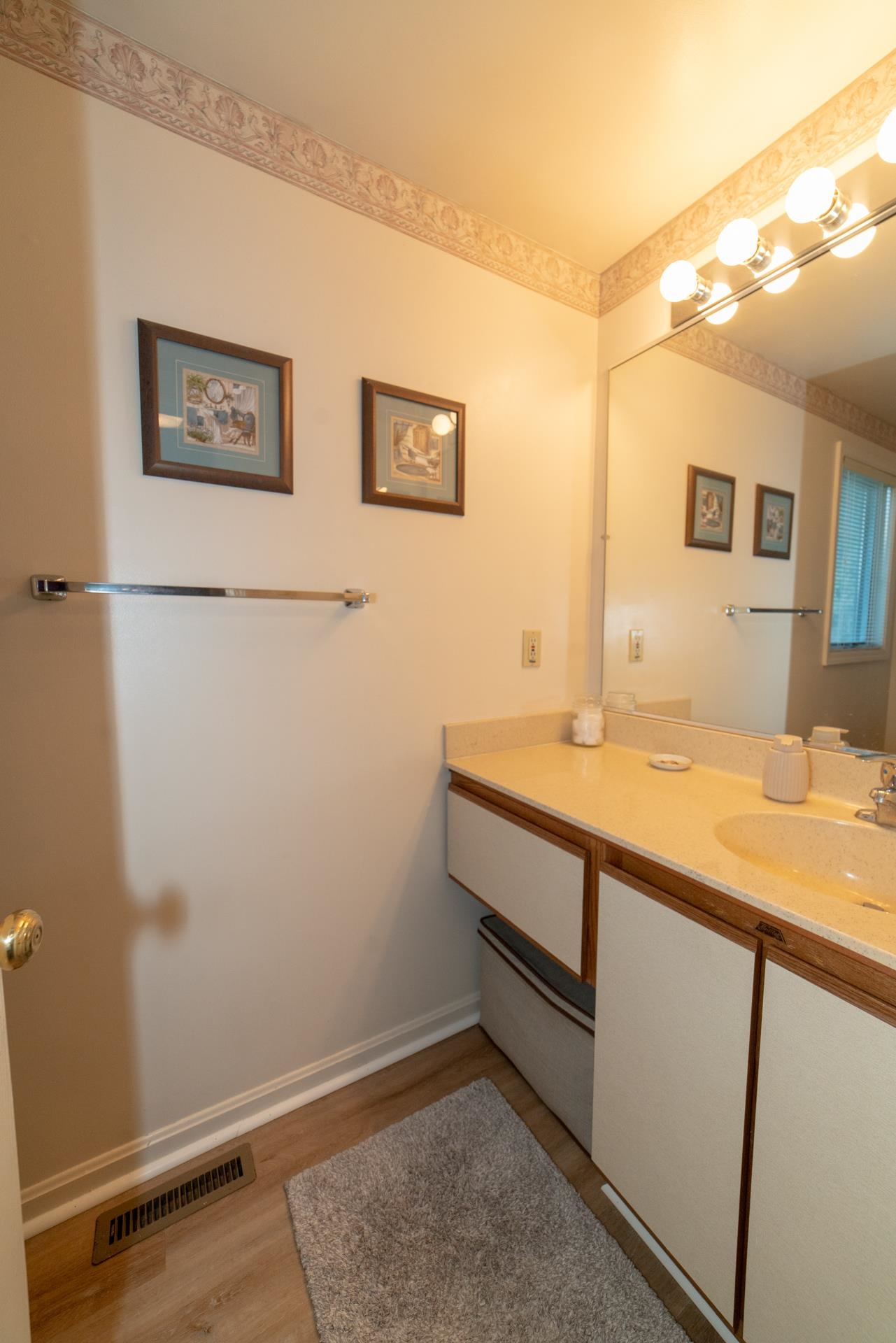 8796 Roanoke Road Elliston VA 24087