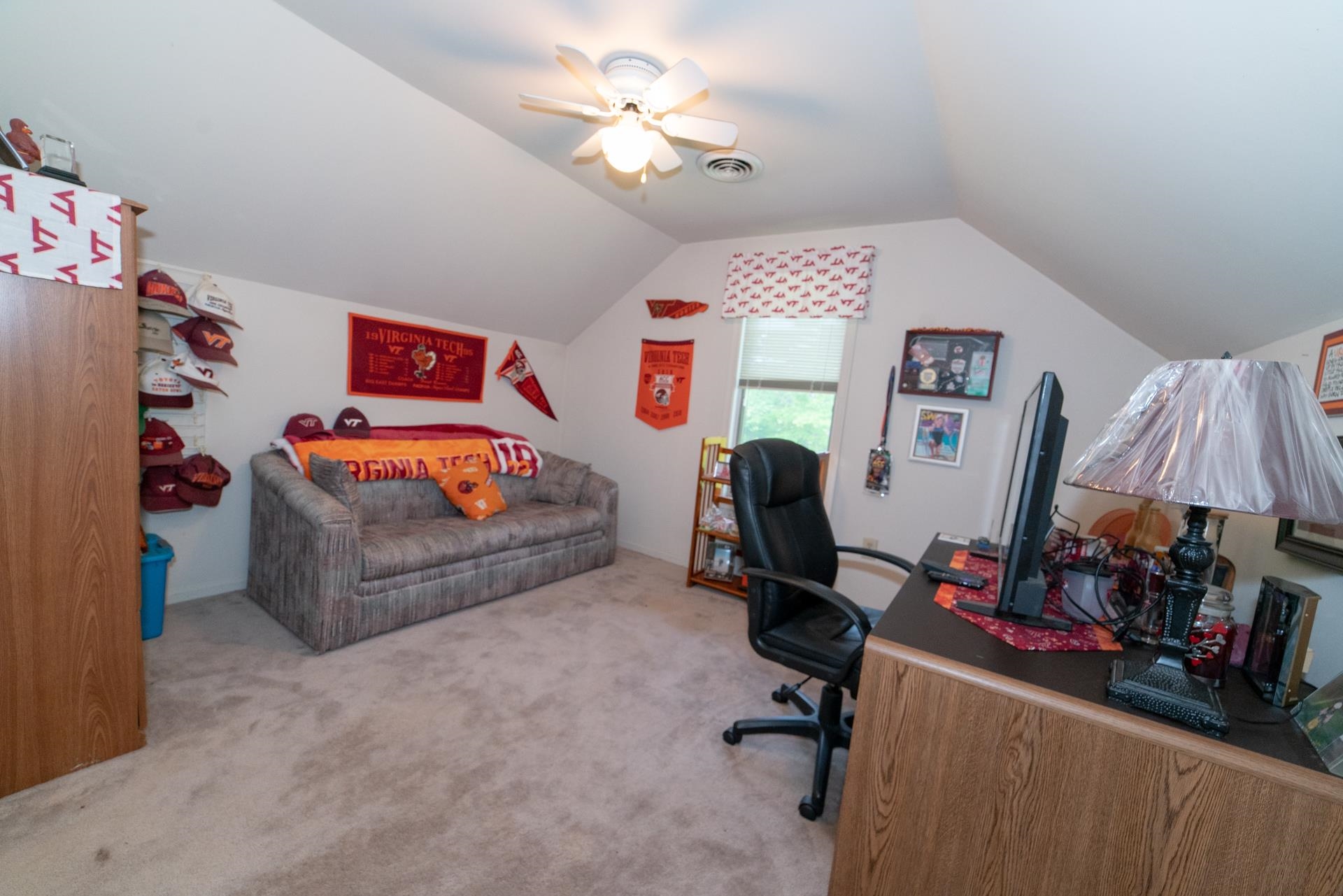 8796 Roanoke Road Elliston VA 24087