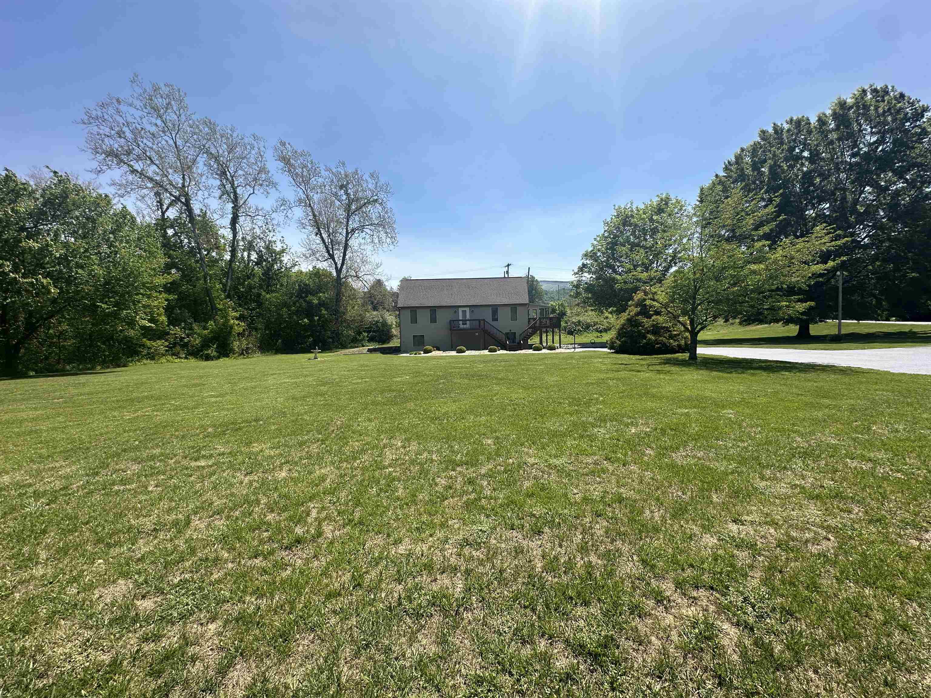 8796 Roanoke Road Elliston VA 24087