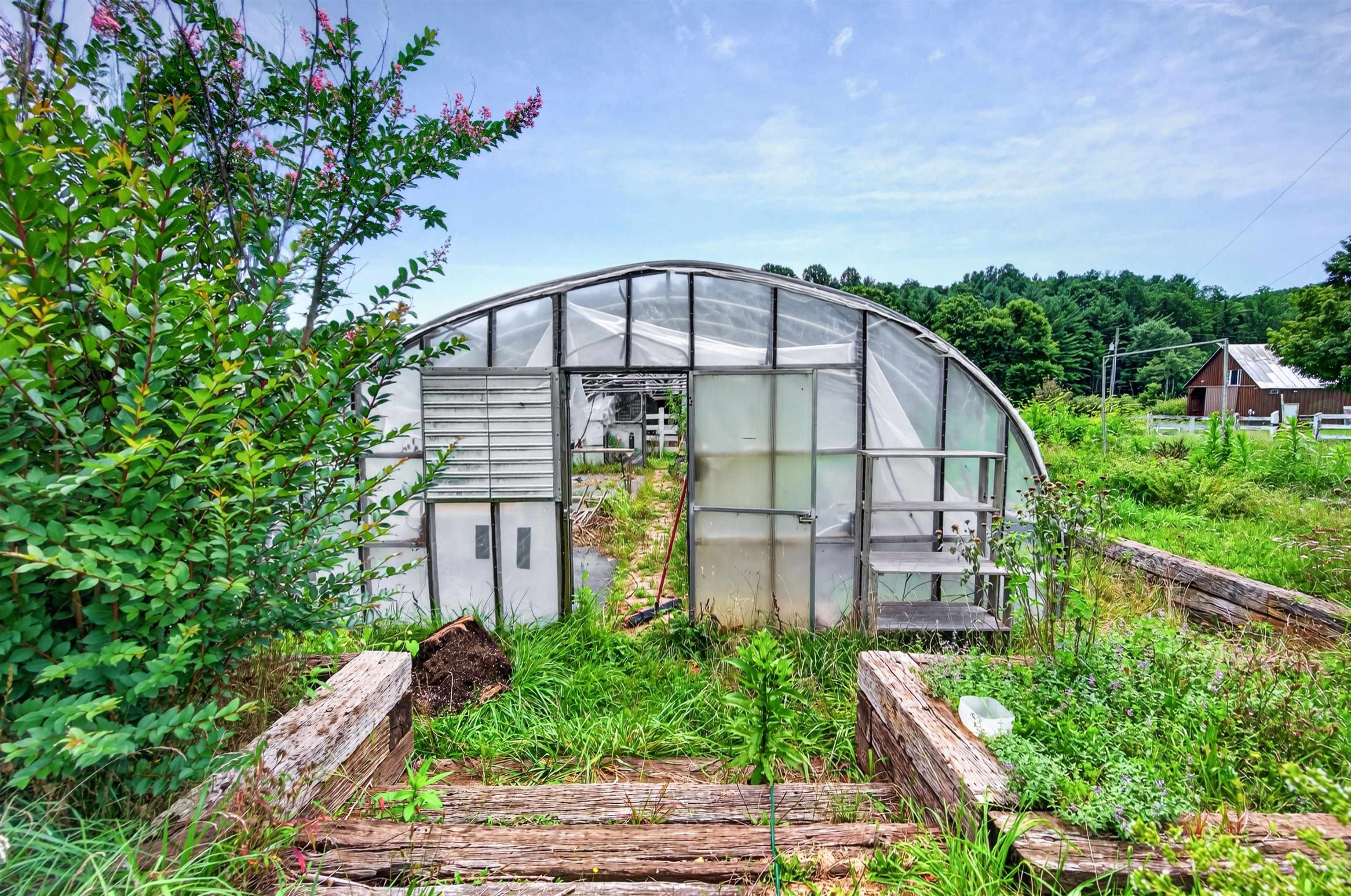 1825 Ferney Creek Road NW Willis VA 24380