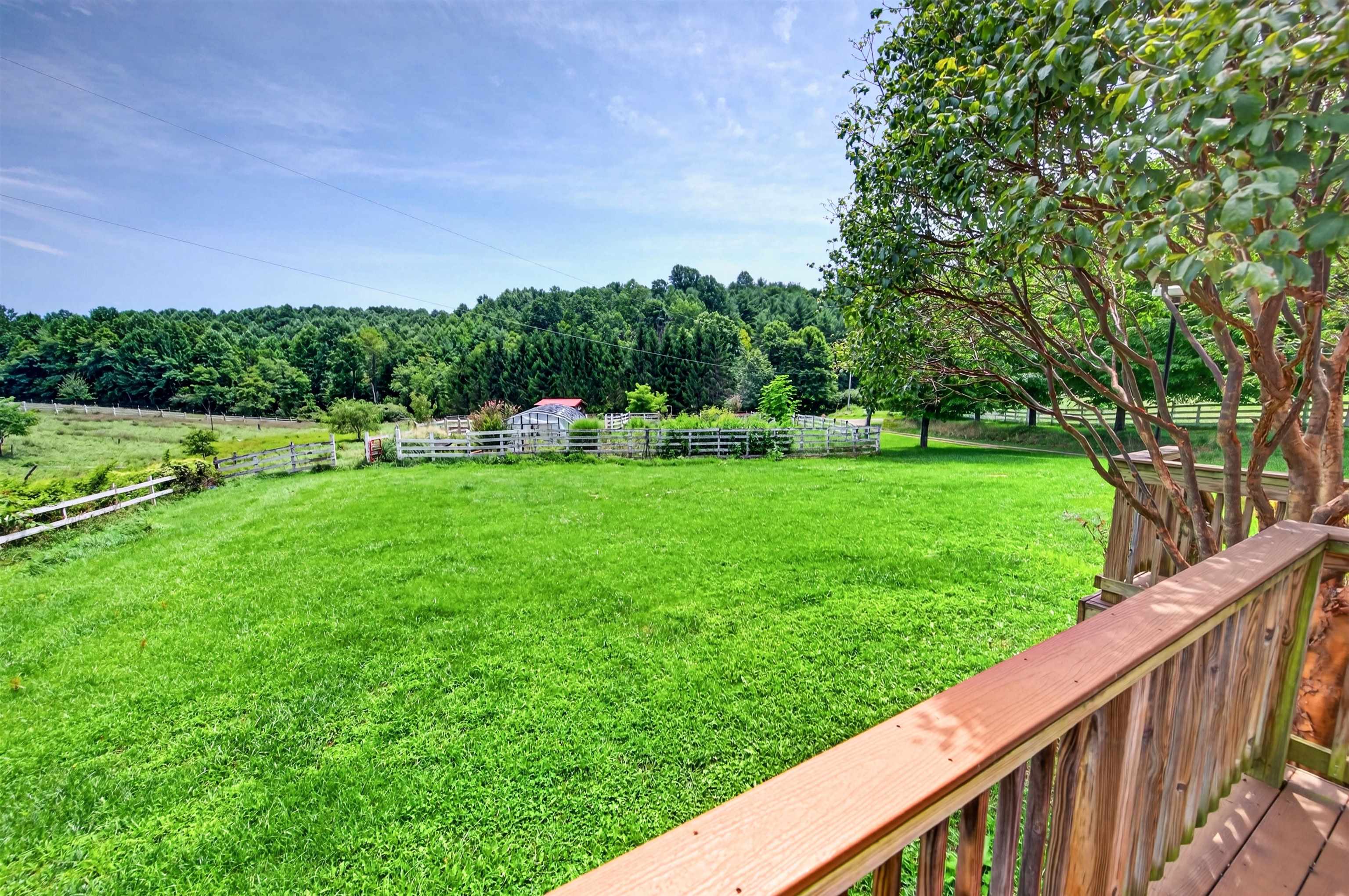 1825 Ferney Creek Road NW Willis VA 24380