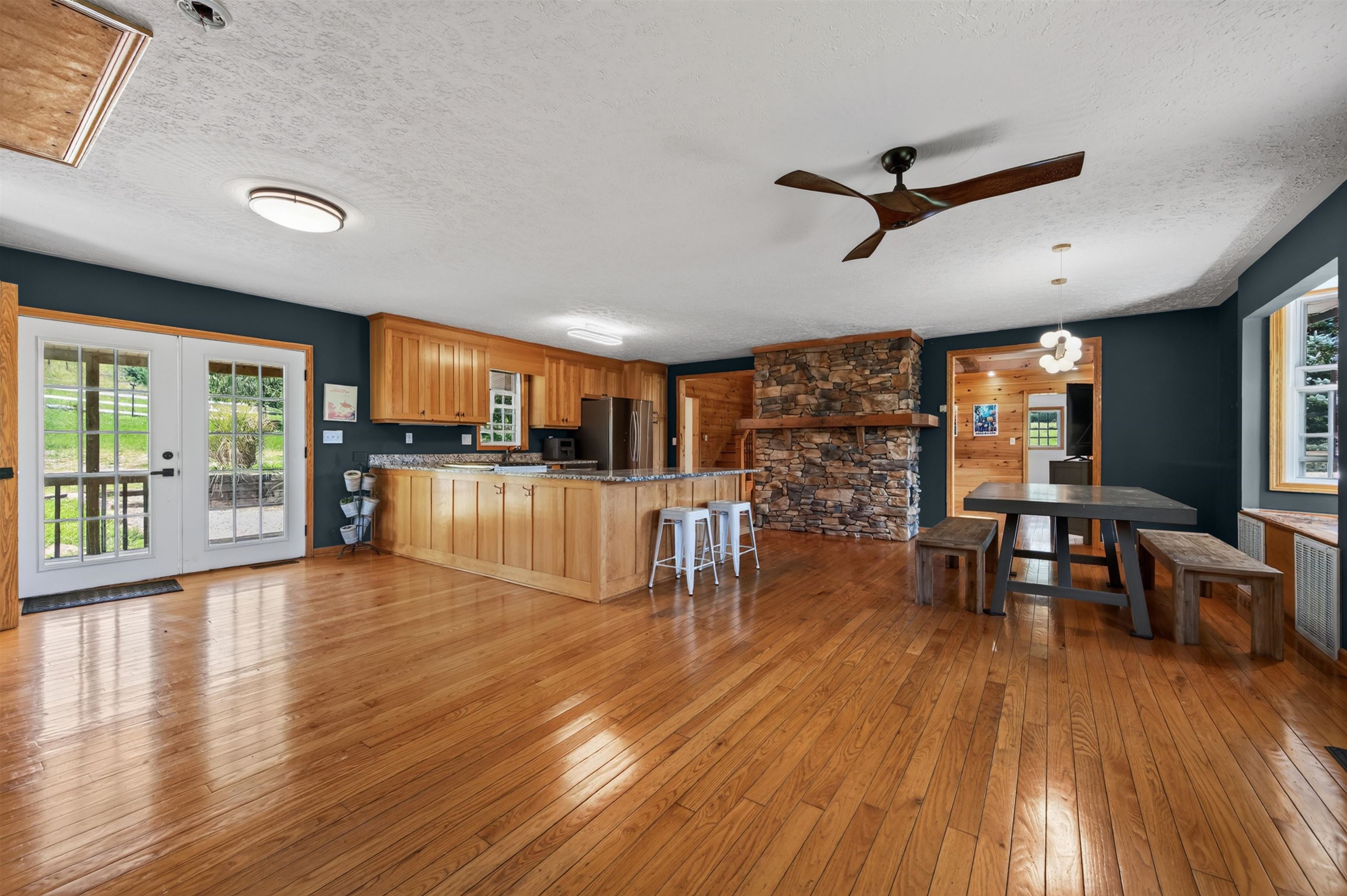 1825 Ferney Creek Road NW Willis VA 24380