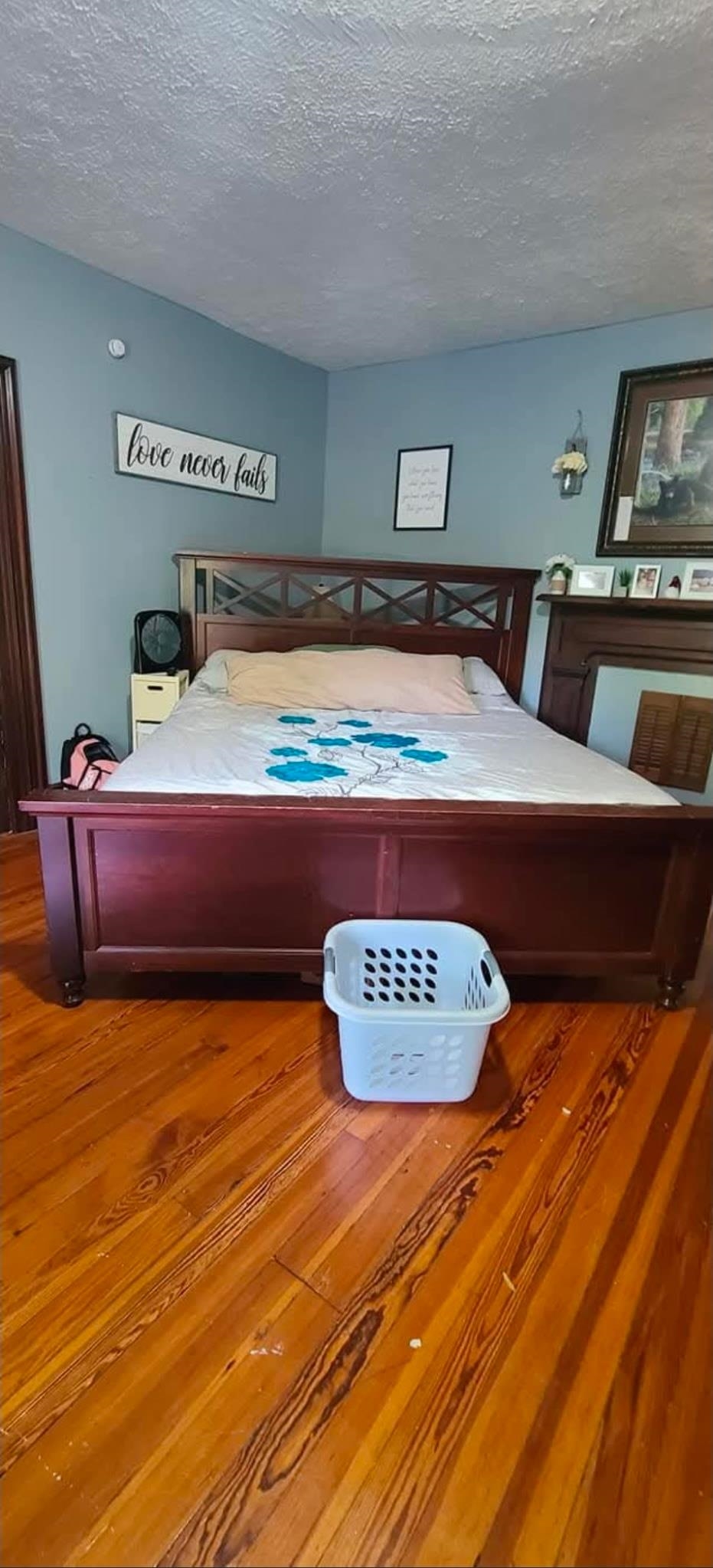 1104 Henson Avenue Pearisburg VA 24134