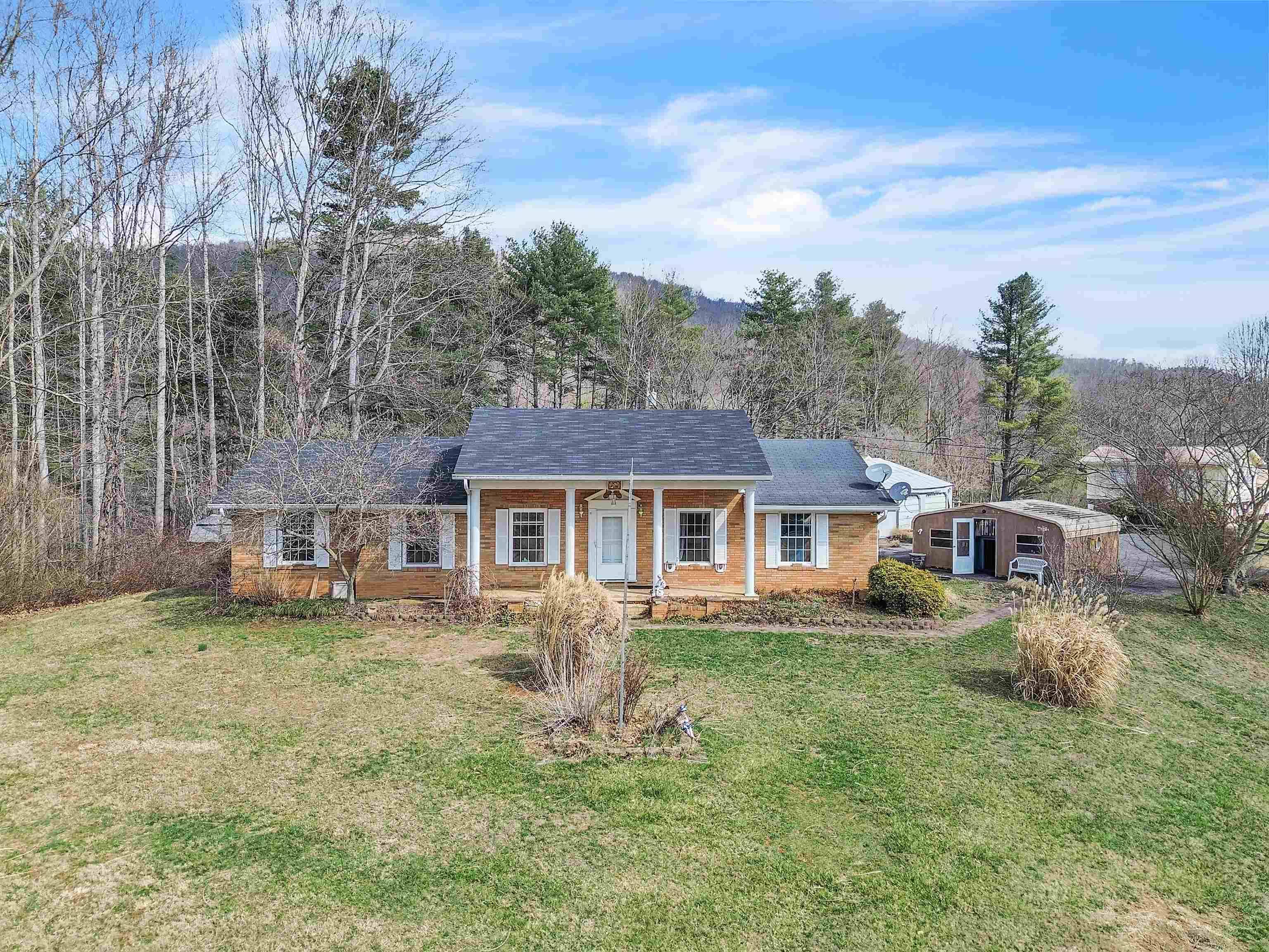 92 Fawn Lane SW Rocky Gap VA 24366