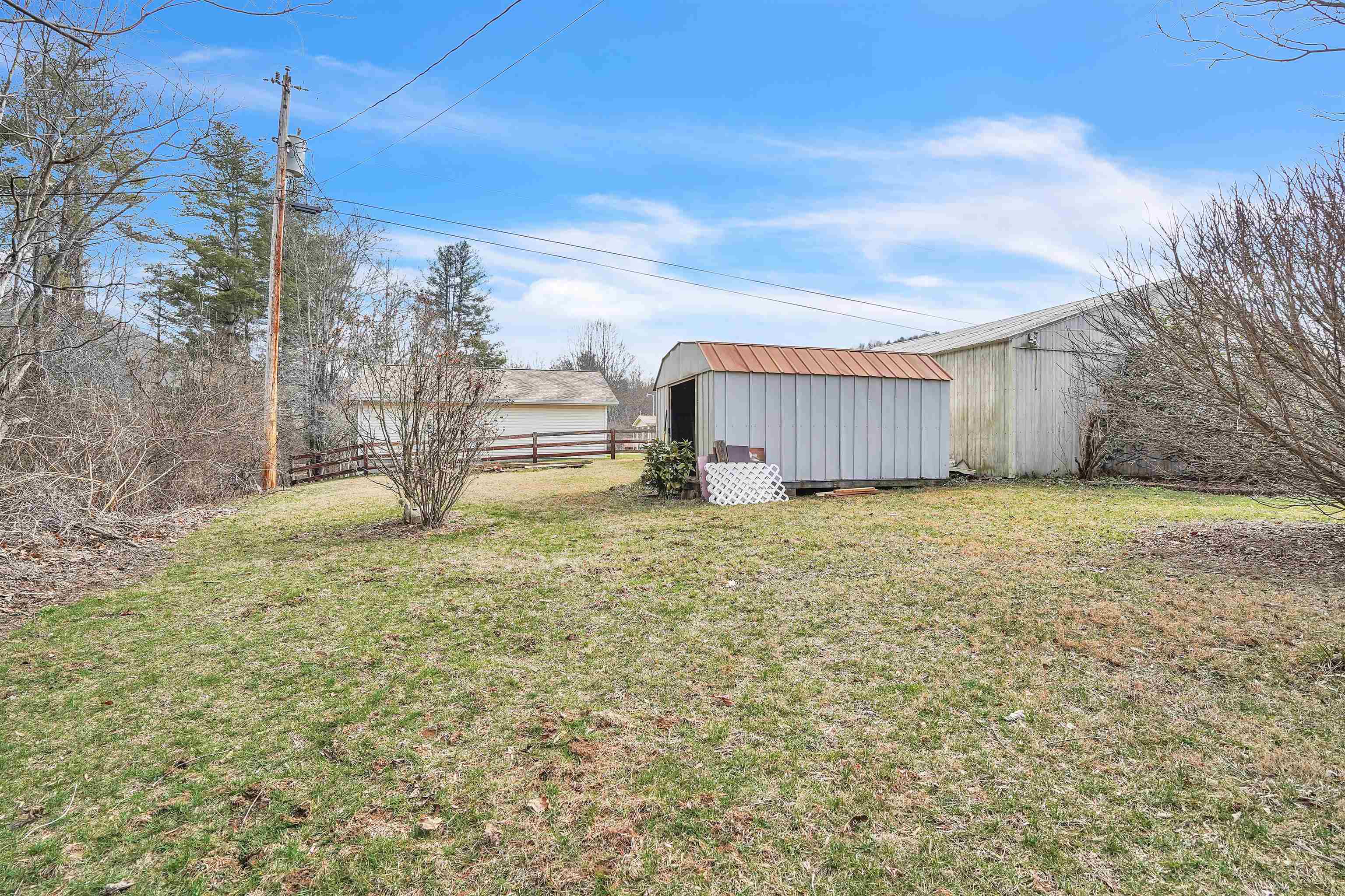 92 Fawn Lane SW Rocky Gap VA 24366