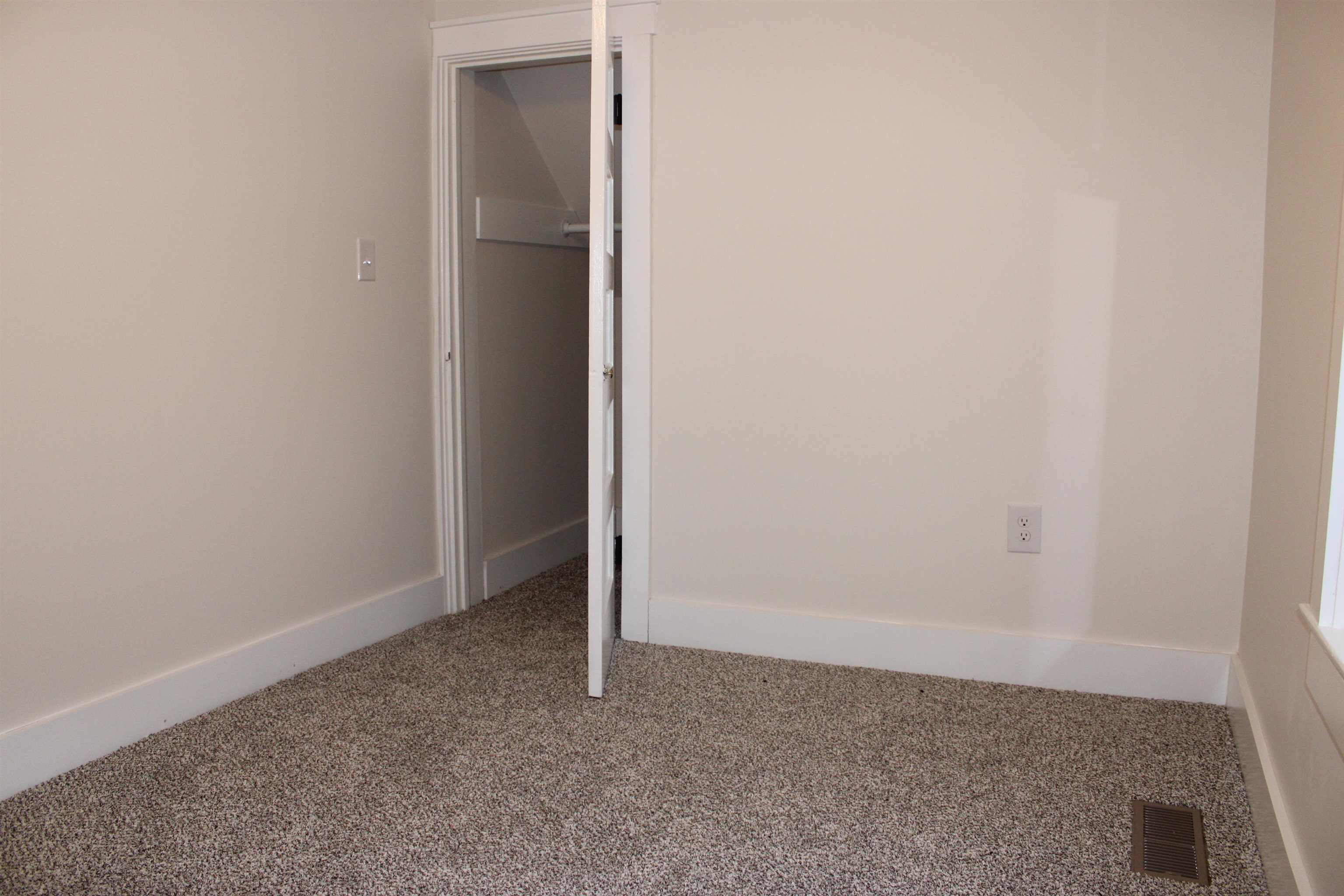 601 S Main Street Hillsville VA 24343