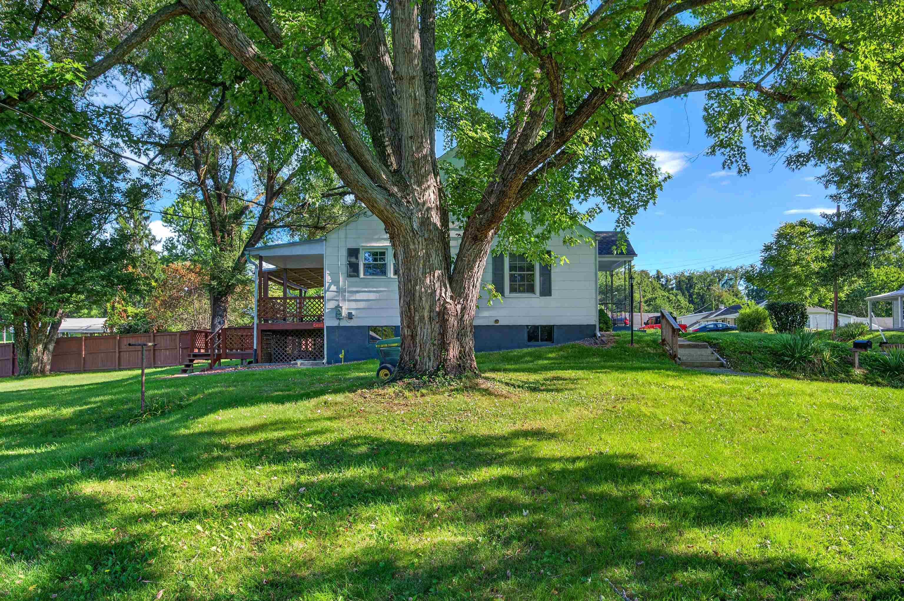 511 Hickory Avenue Pulaski VA 24301