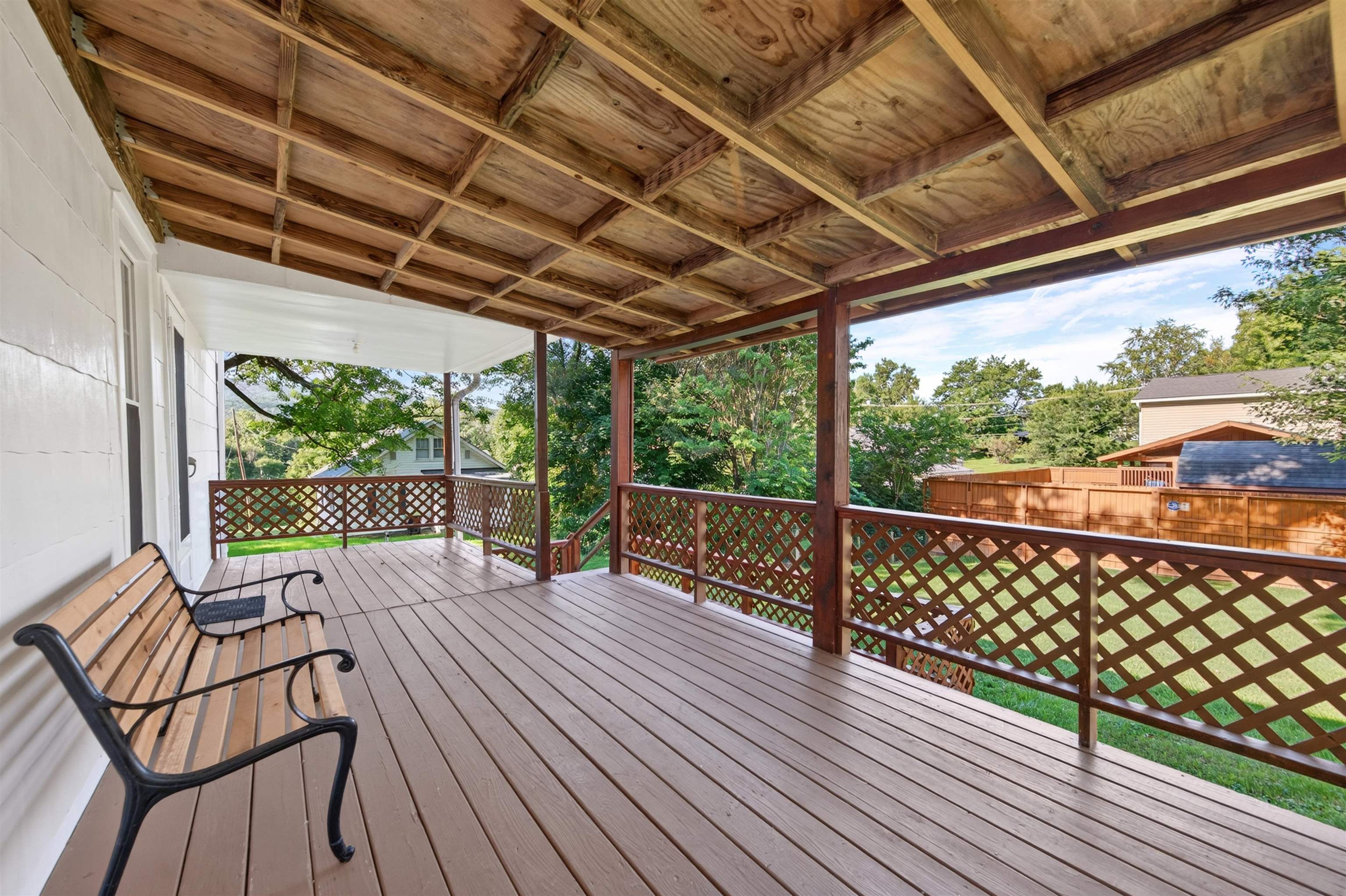 511 Hickory Avenue Pulaski VA 24301