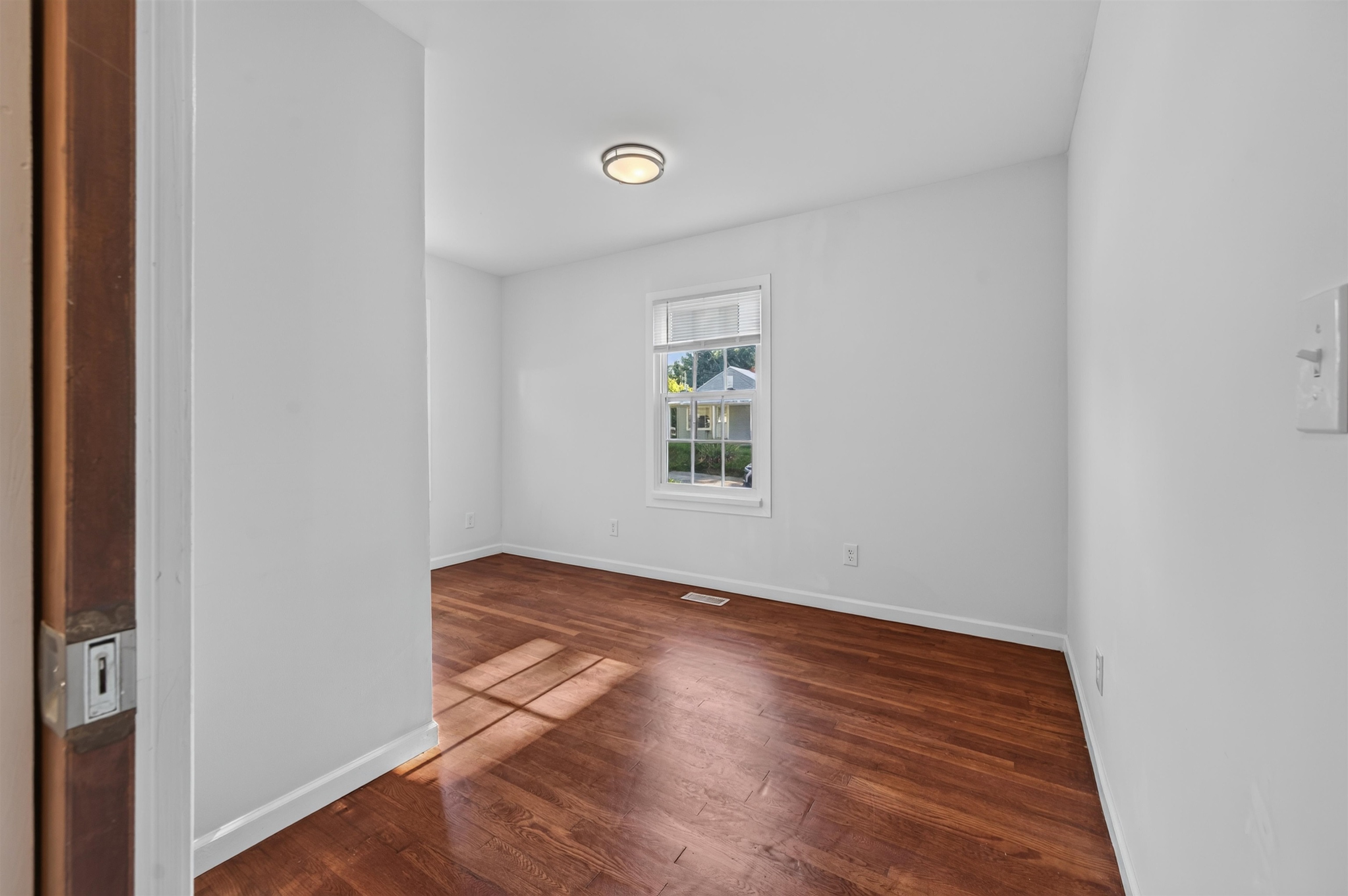 511 Hickory Avenue Pulaski VA 24301