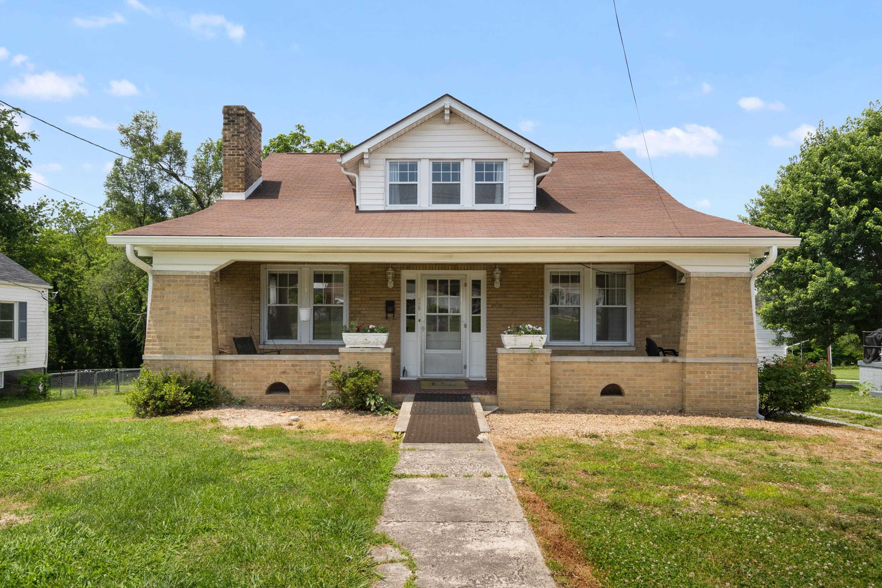 775 N 4th Street Wytheville VA 24382