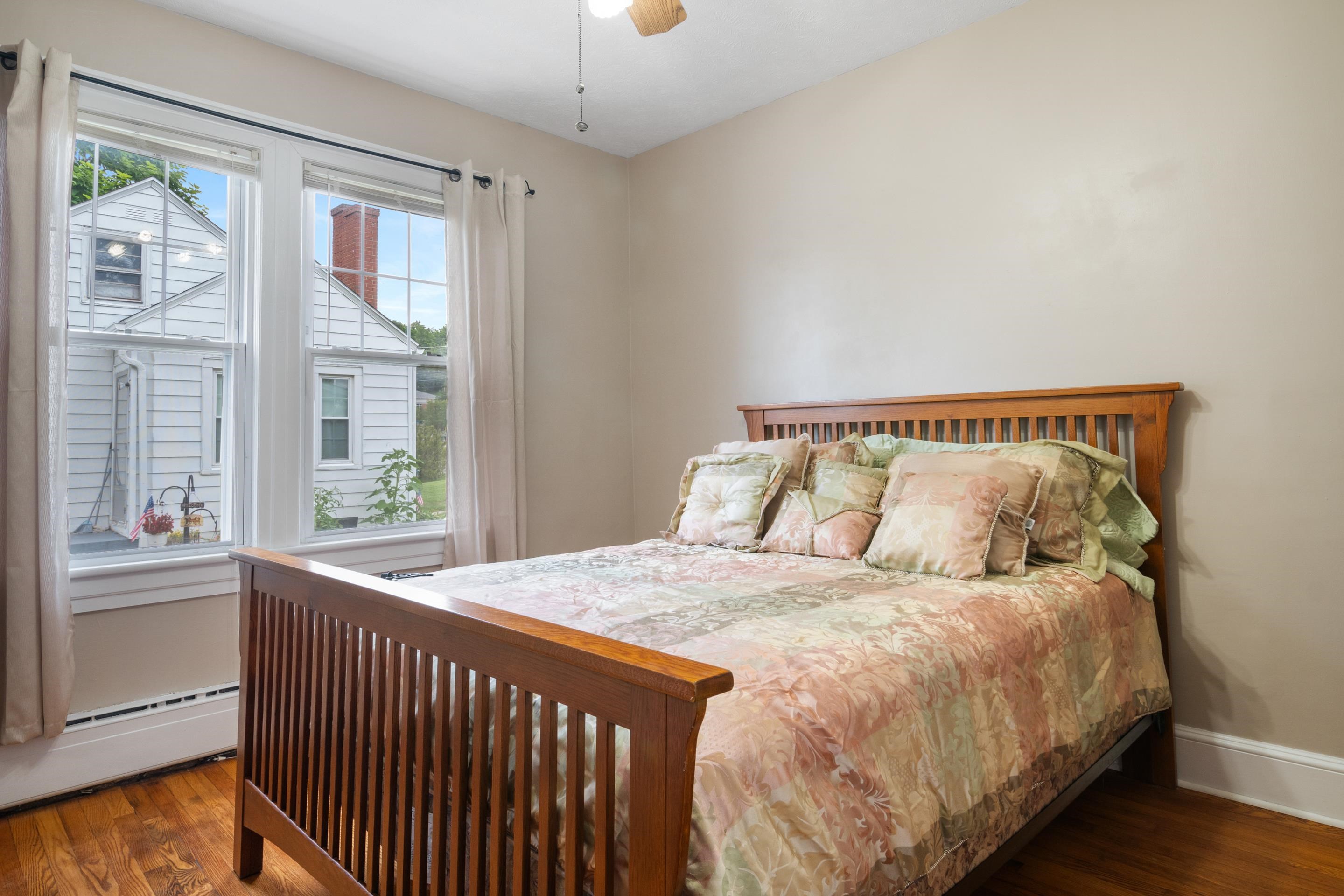 775 N 4th Street Wytheville VA 24382